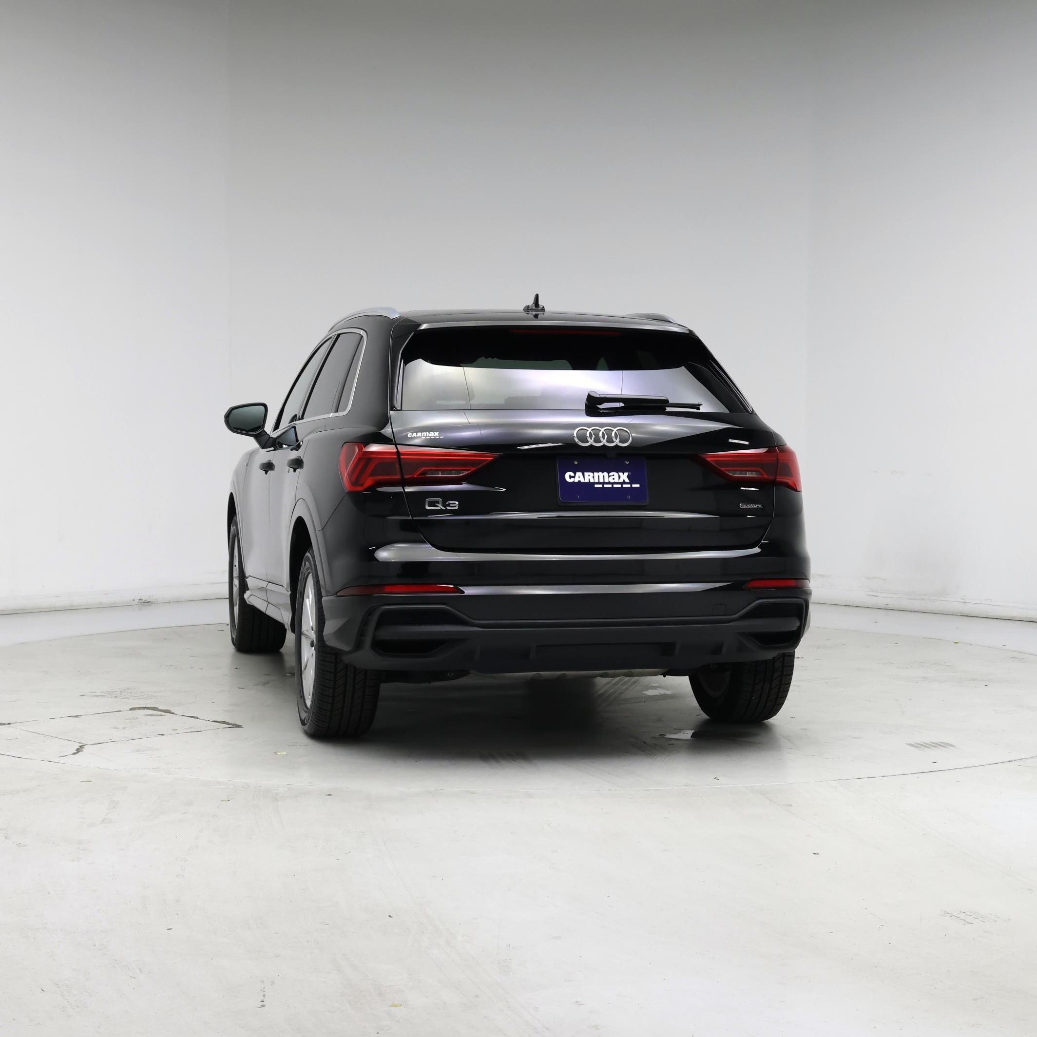 Thumbnail: 2023 Audi Q3 - 6