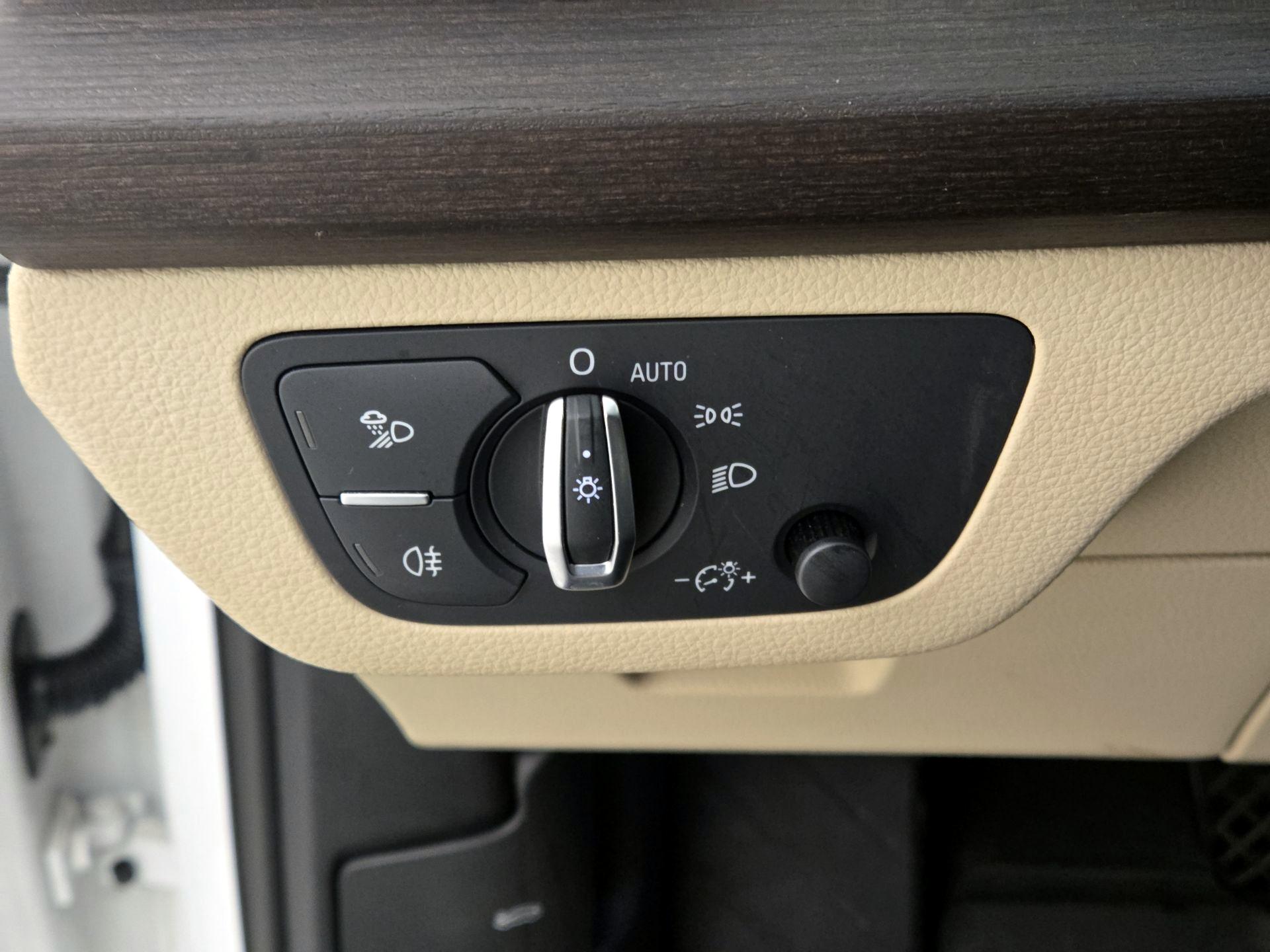 Thumbnail: 2022 Audi Q5 - 13