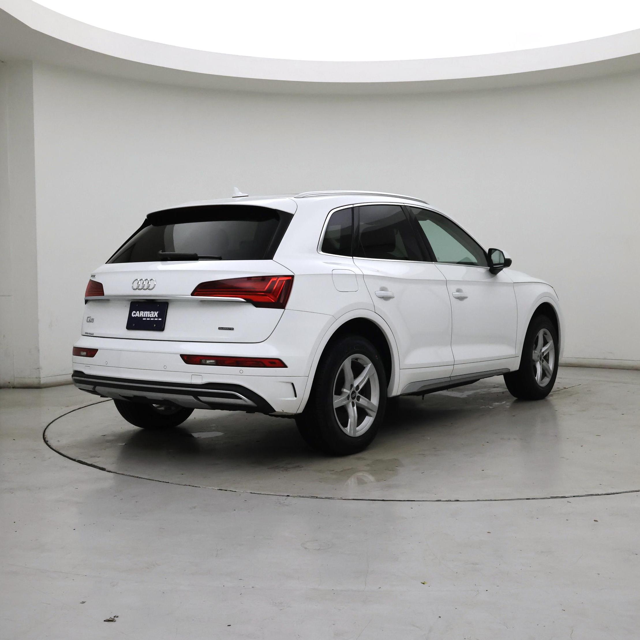 Thumbnail: 2022 Audi Q5 - 8