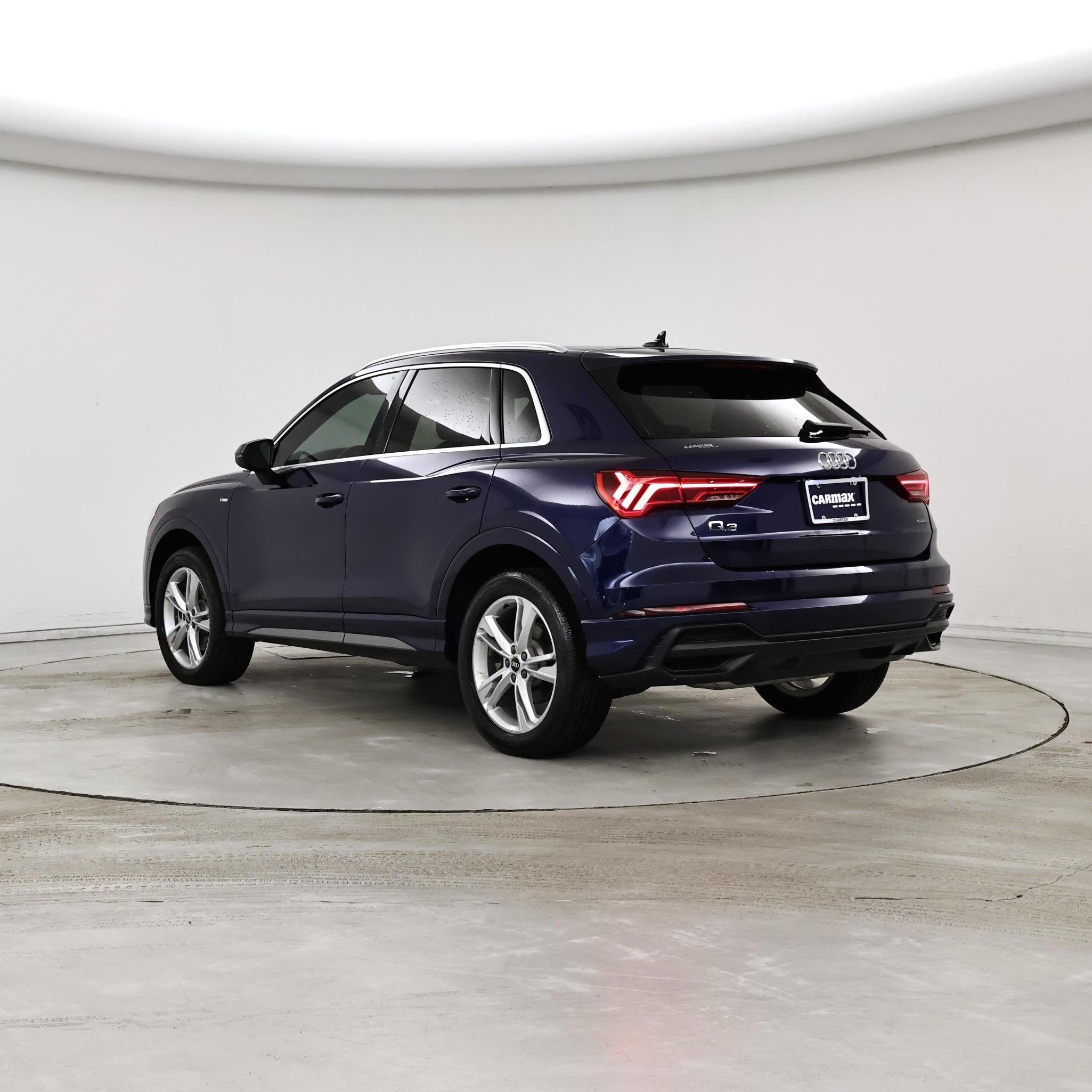 Thumbnail: 2021 Audi Q3 - 2