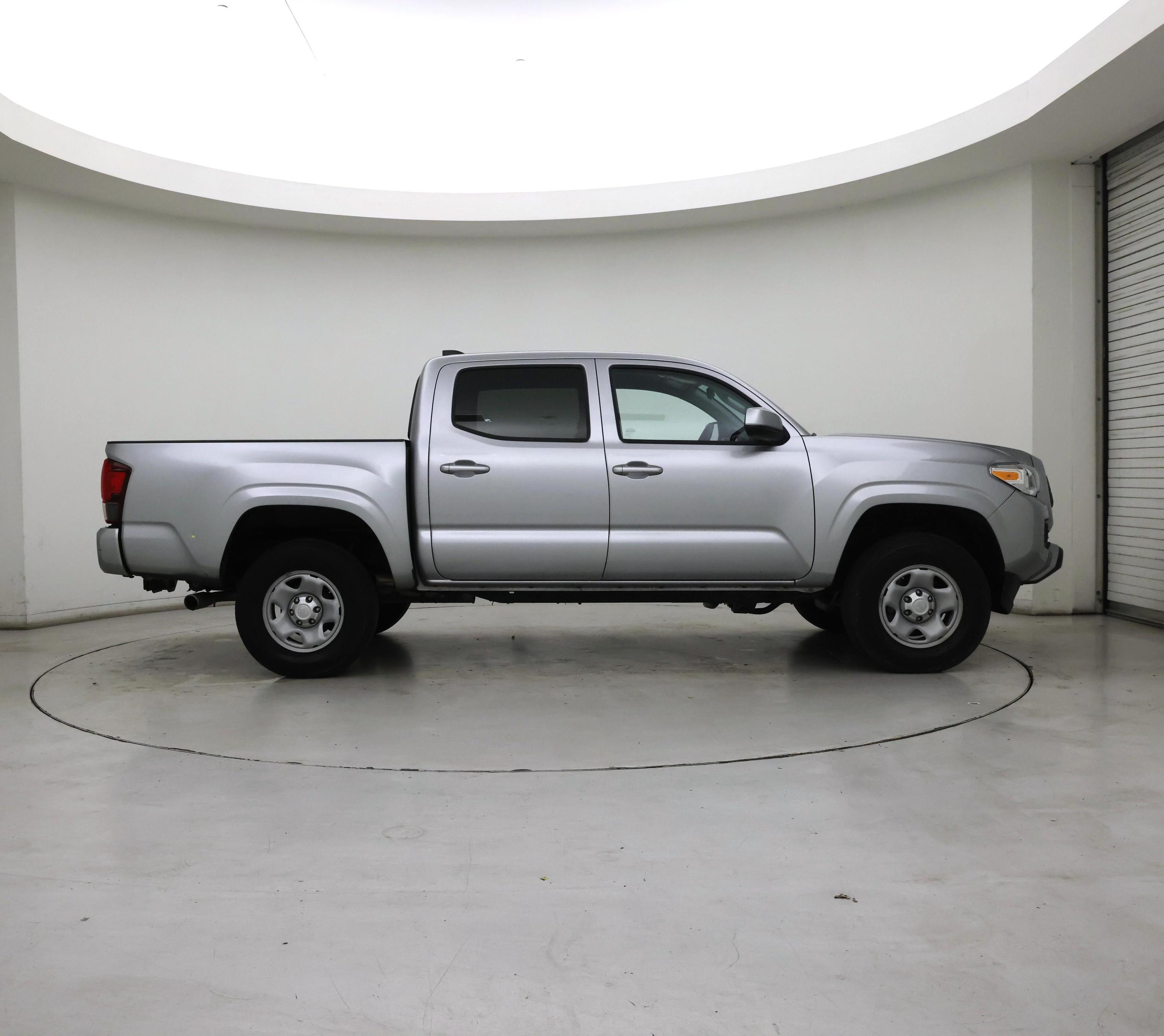 Thumbnail: 2023 Toyota Tacoma - 7