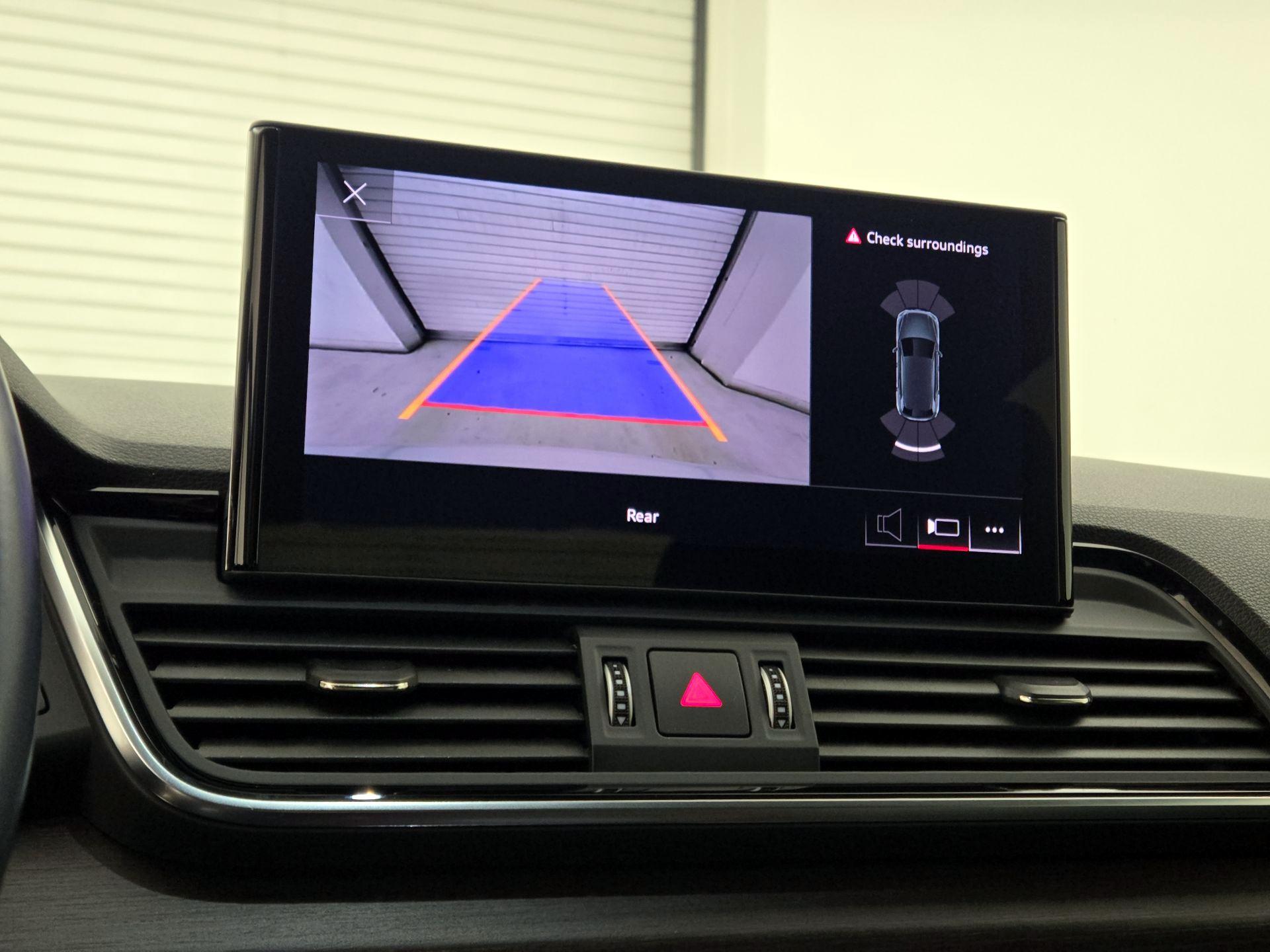 Thumbnail: 2022 Audi Q5 - 14