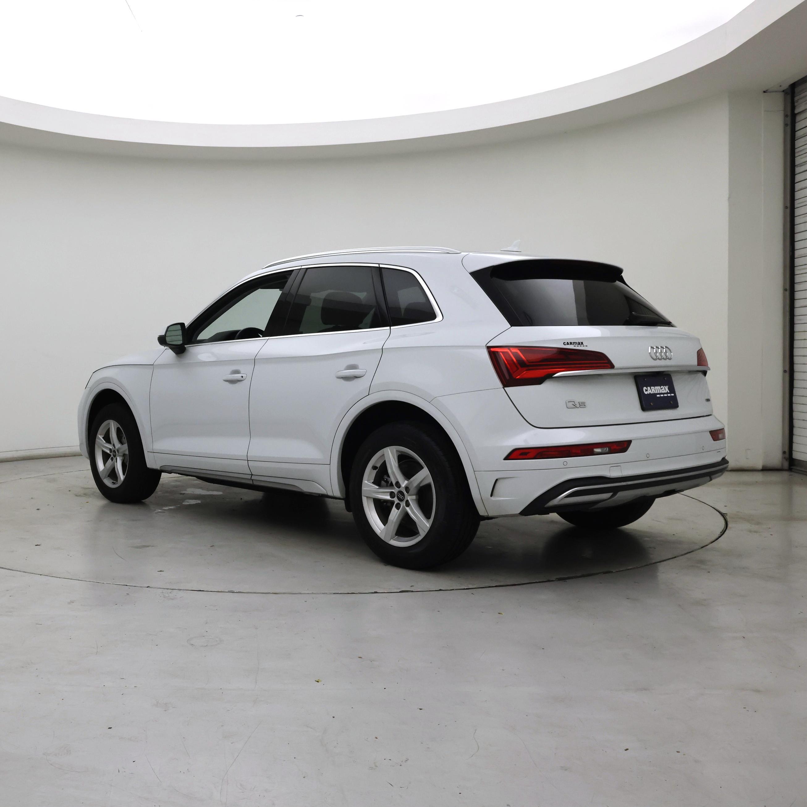 Thumbnail: 2022 Audi Q5 - 2