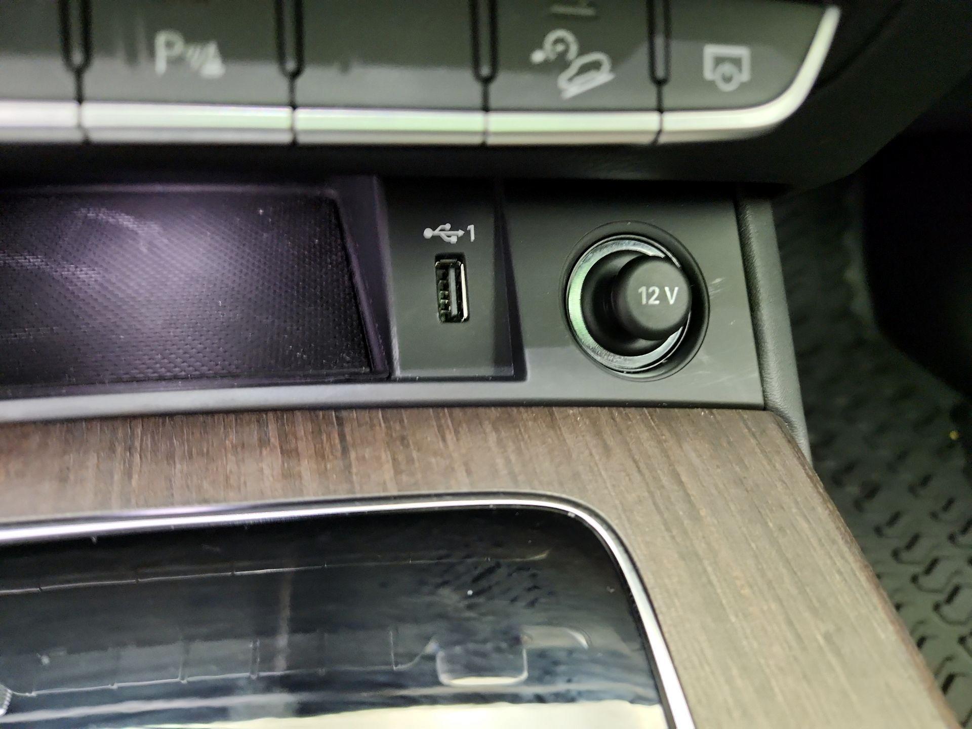 Thumbnail: 2023 Audi Q5 - 19