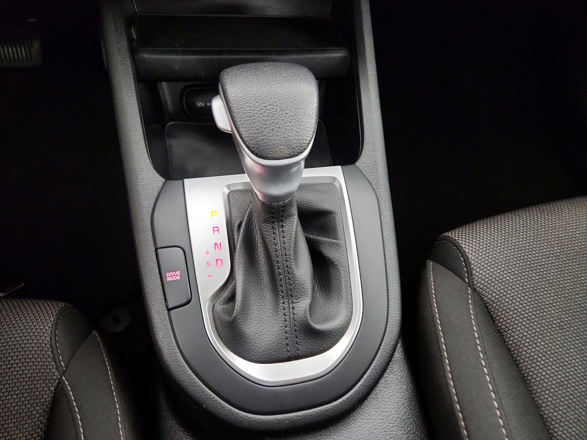 Thumbnail: 2023 Kia Forte - 17