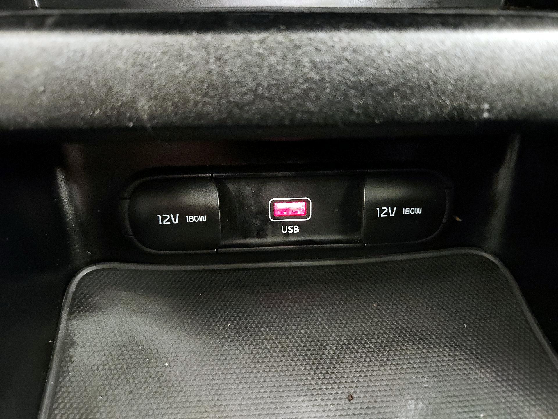 Thumbnail: 2023 Kia Forte - 18