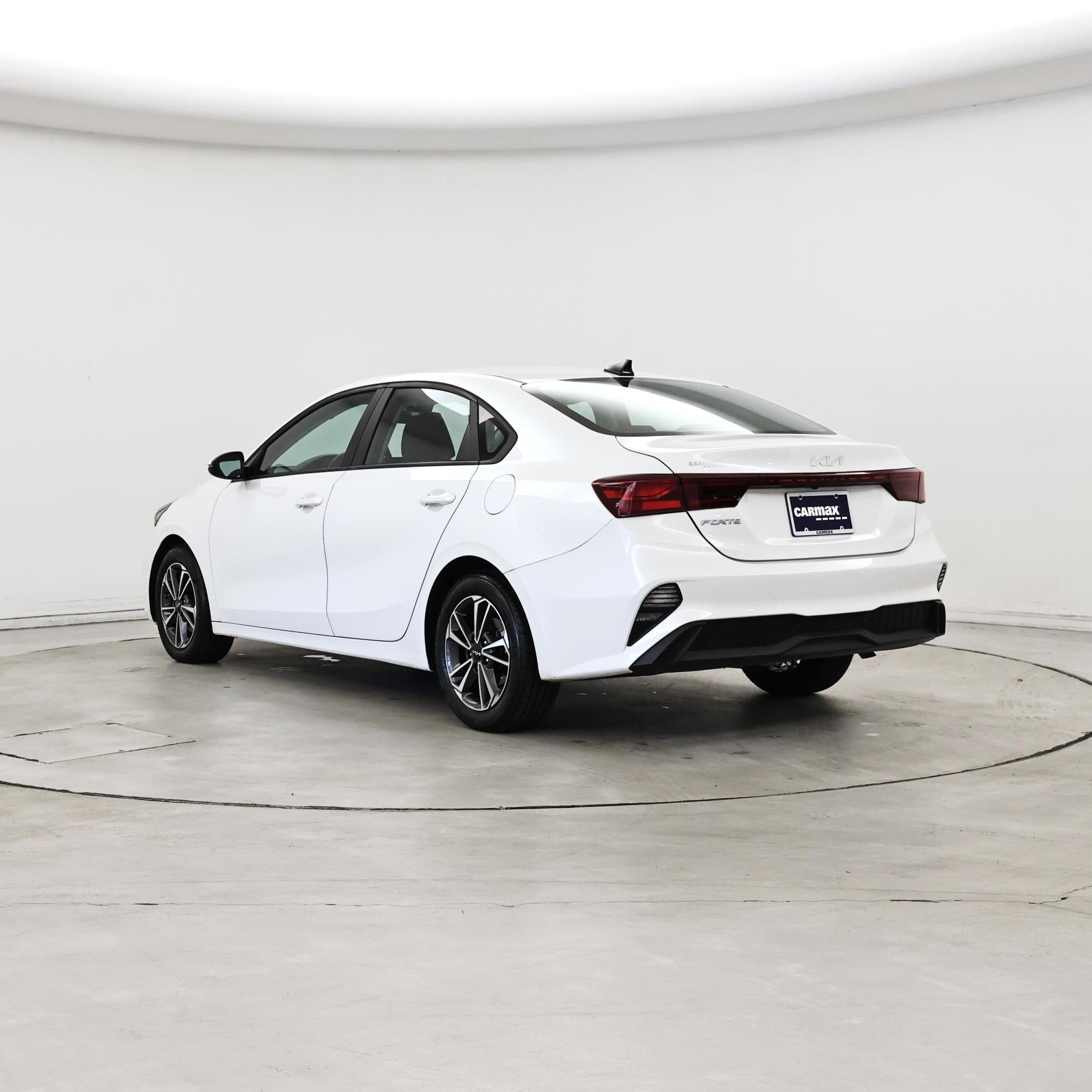 Thumbnail: 2023 Kia Forte - 2