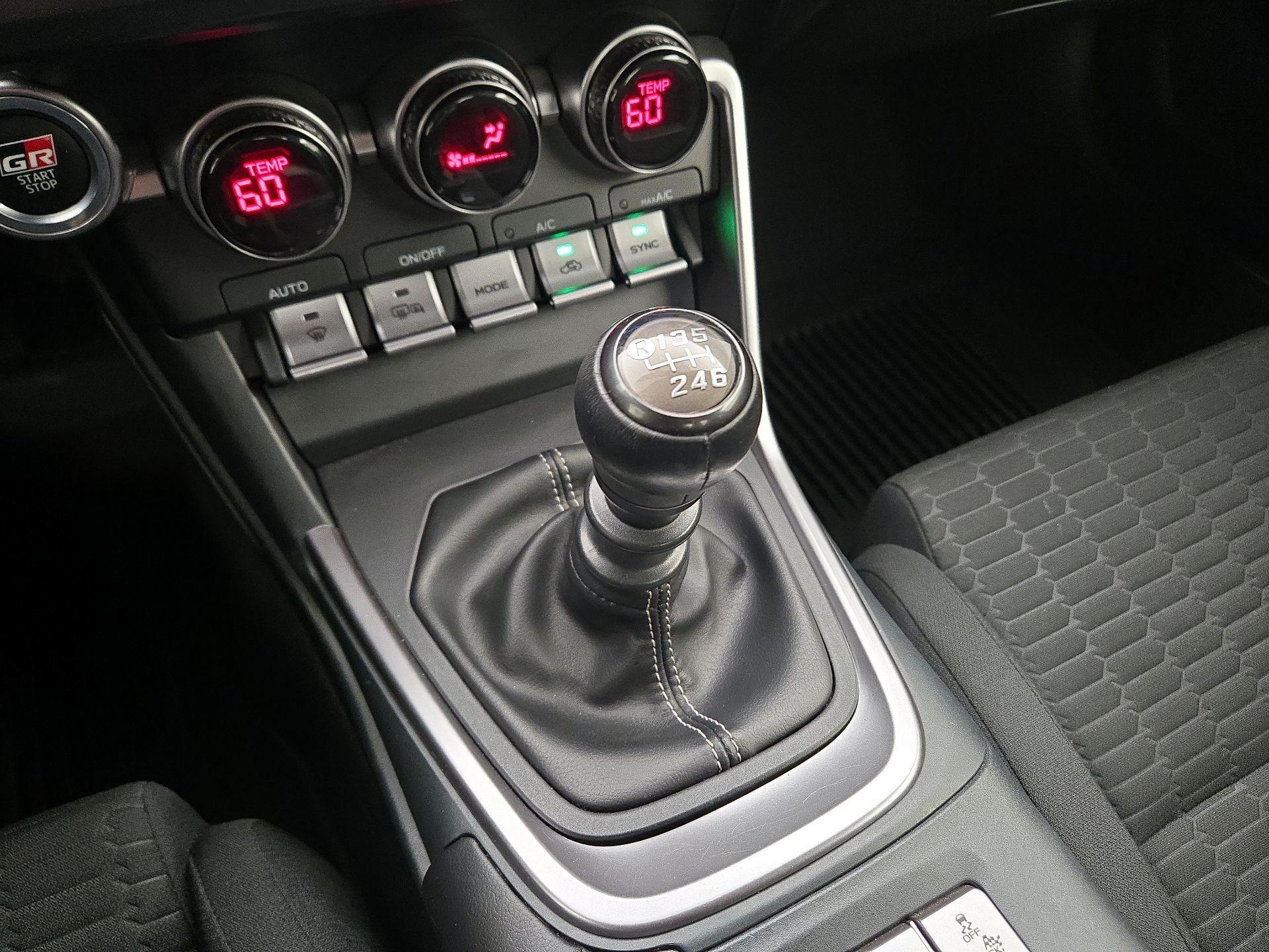 Thumbnail: 2023 Toyota GR86 - 17