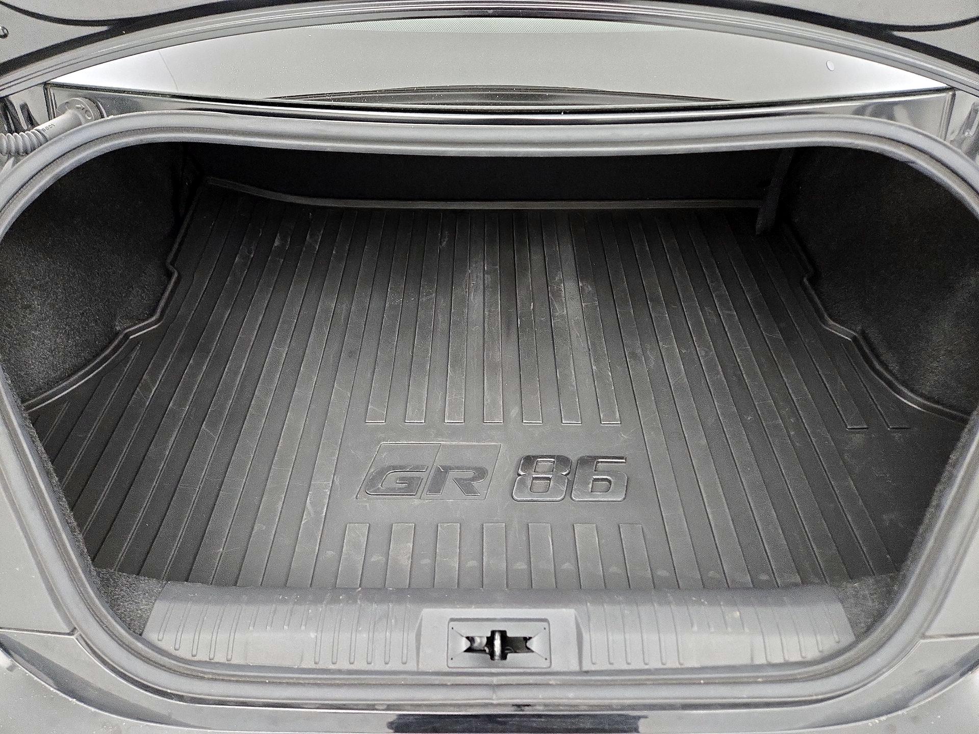 Thumbnail: 2023 Toyota GR86 - 20