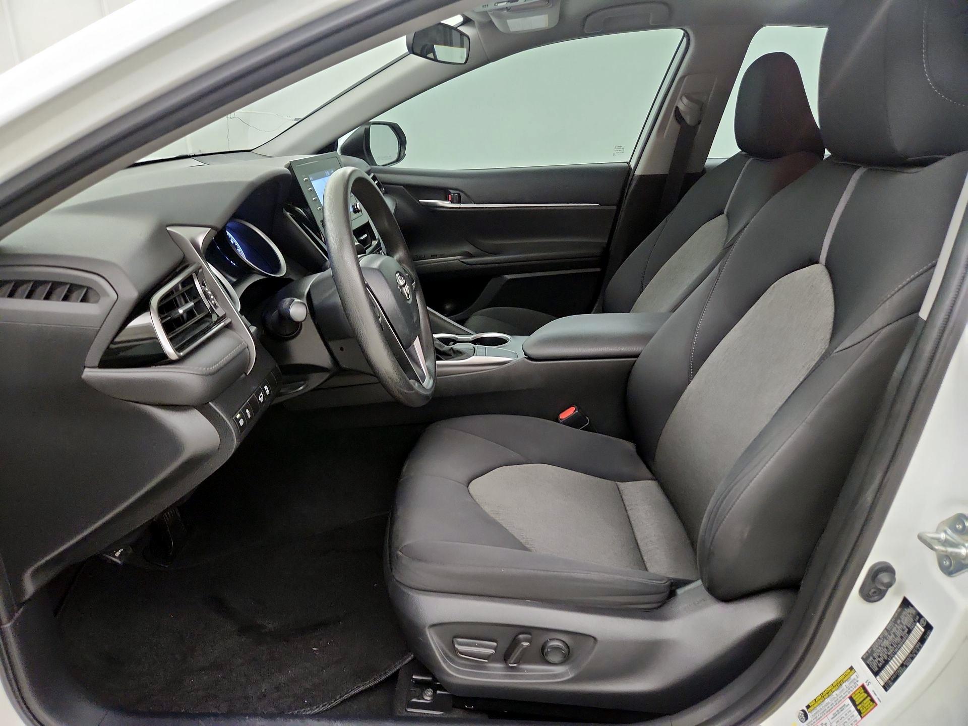 Thumbnail: 2022 Toyota Camry - 9