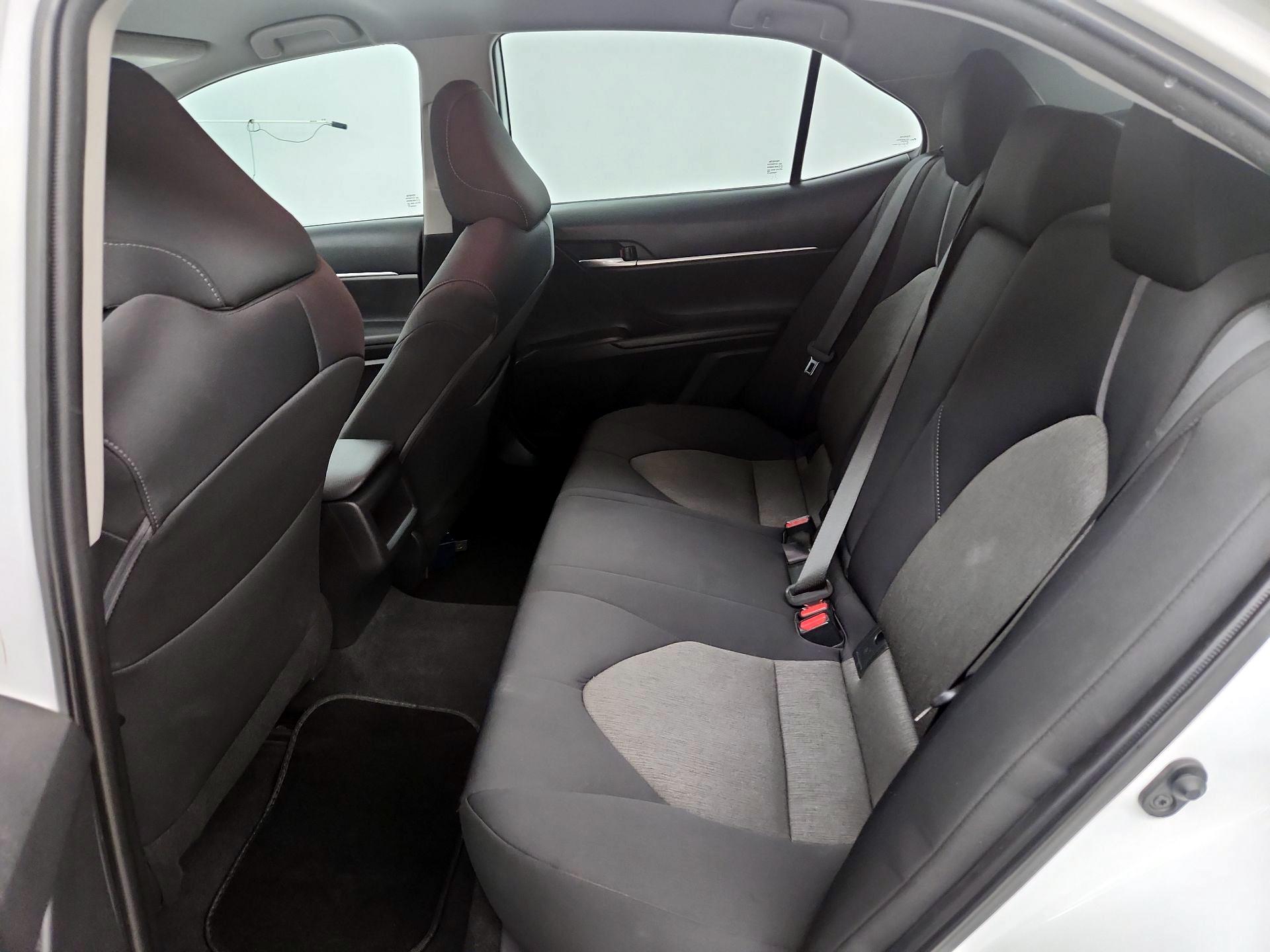 Thumbnail: 2022 Toyota Camry - 17