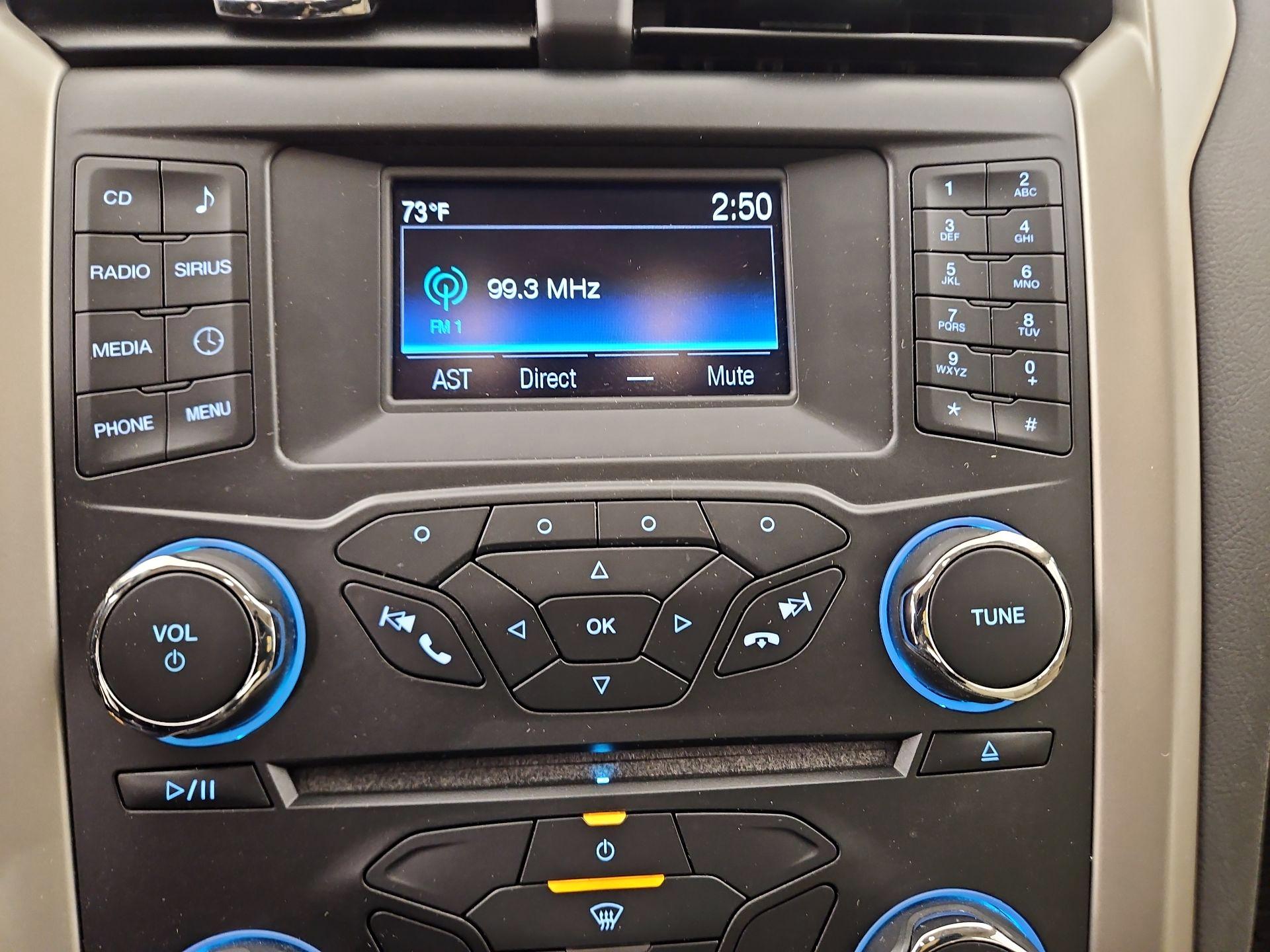 Thumbnail: 2015 Ford Fusion - 15