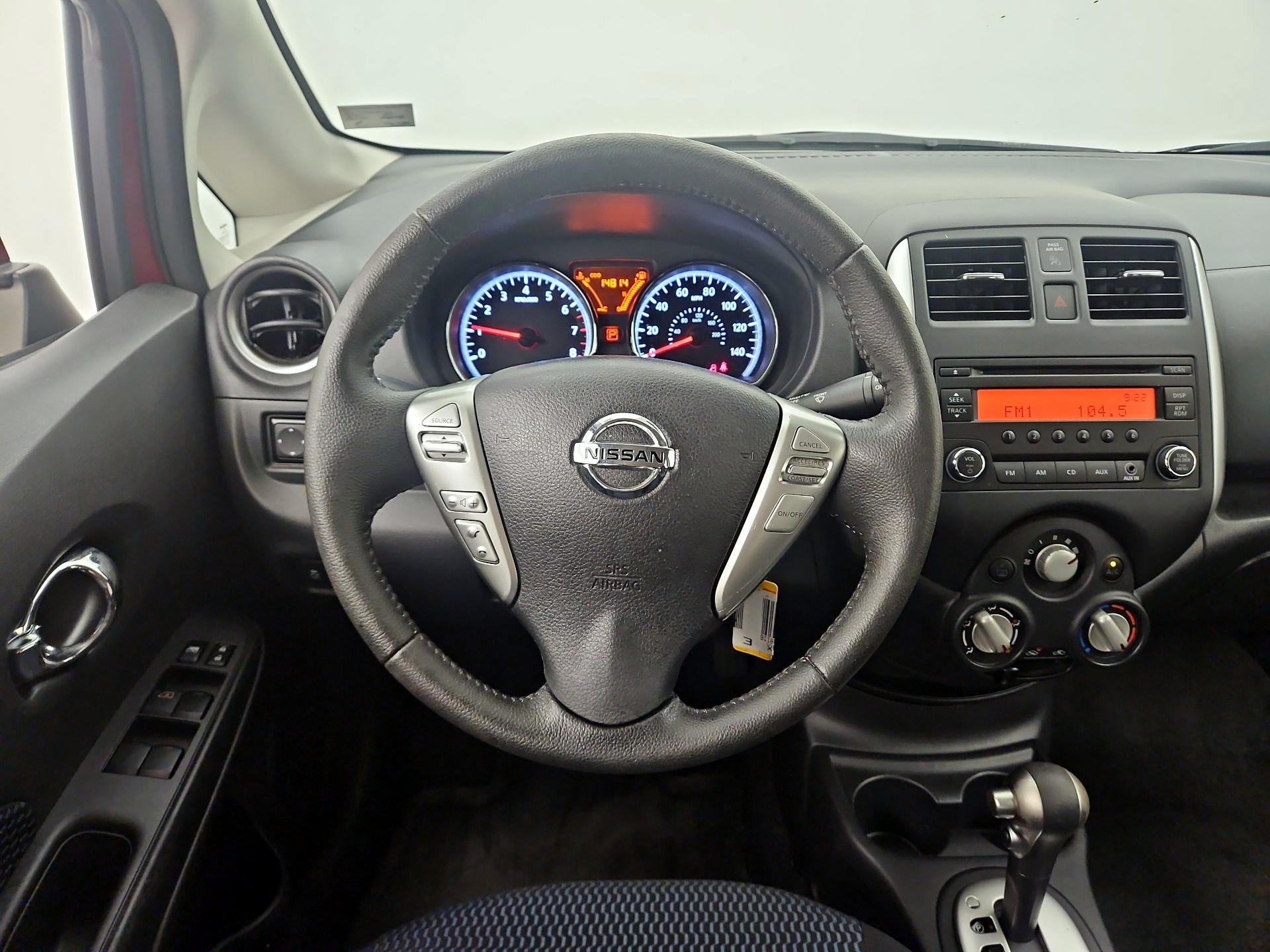 Thumbnail: 2014 Nissan Versa Note - 10