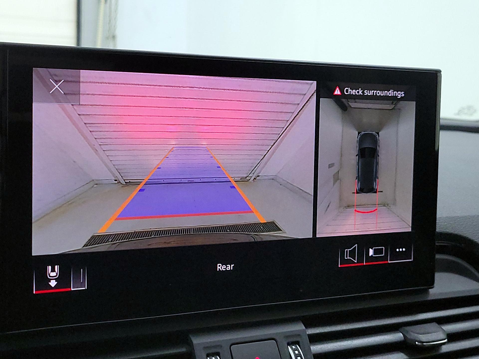 Thumbnail: 2023 Audi Q5 - 15