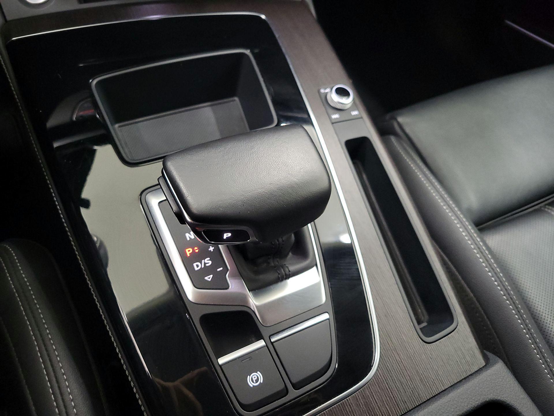 Thumbnail: 2023 Audi Q5 - 18