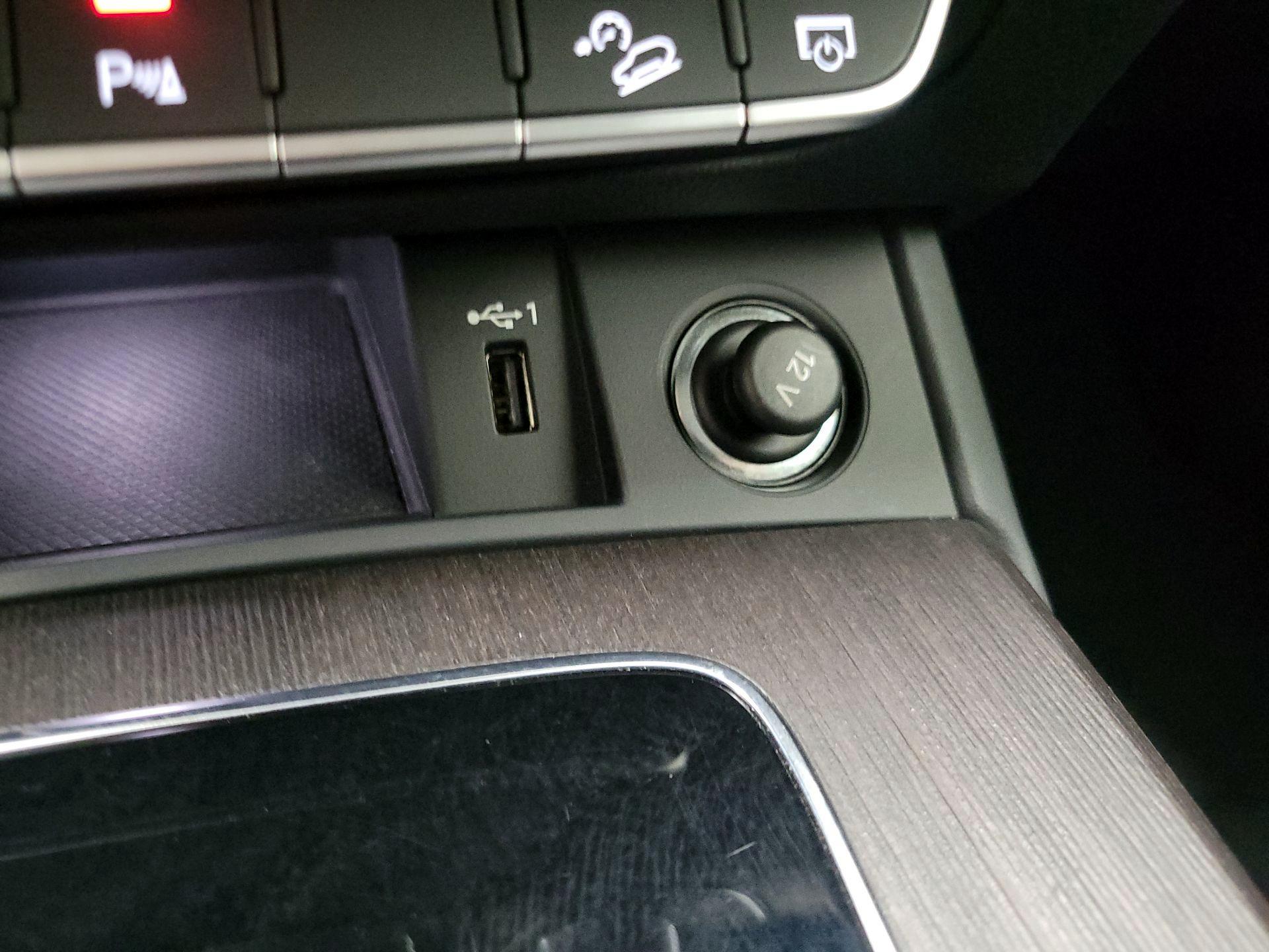 Thumbnail: 2023 Audi Q5 - 19