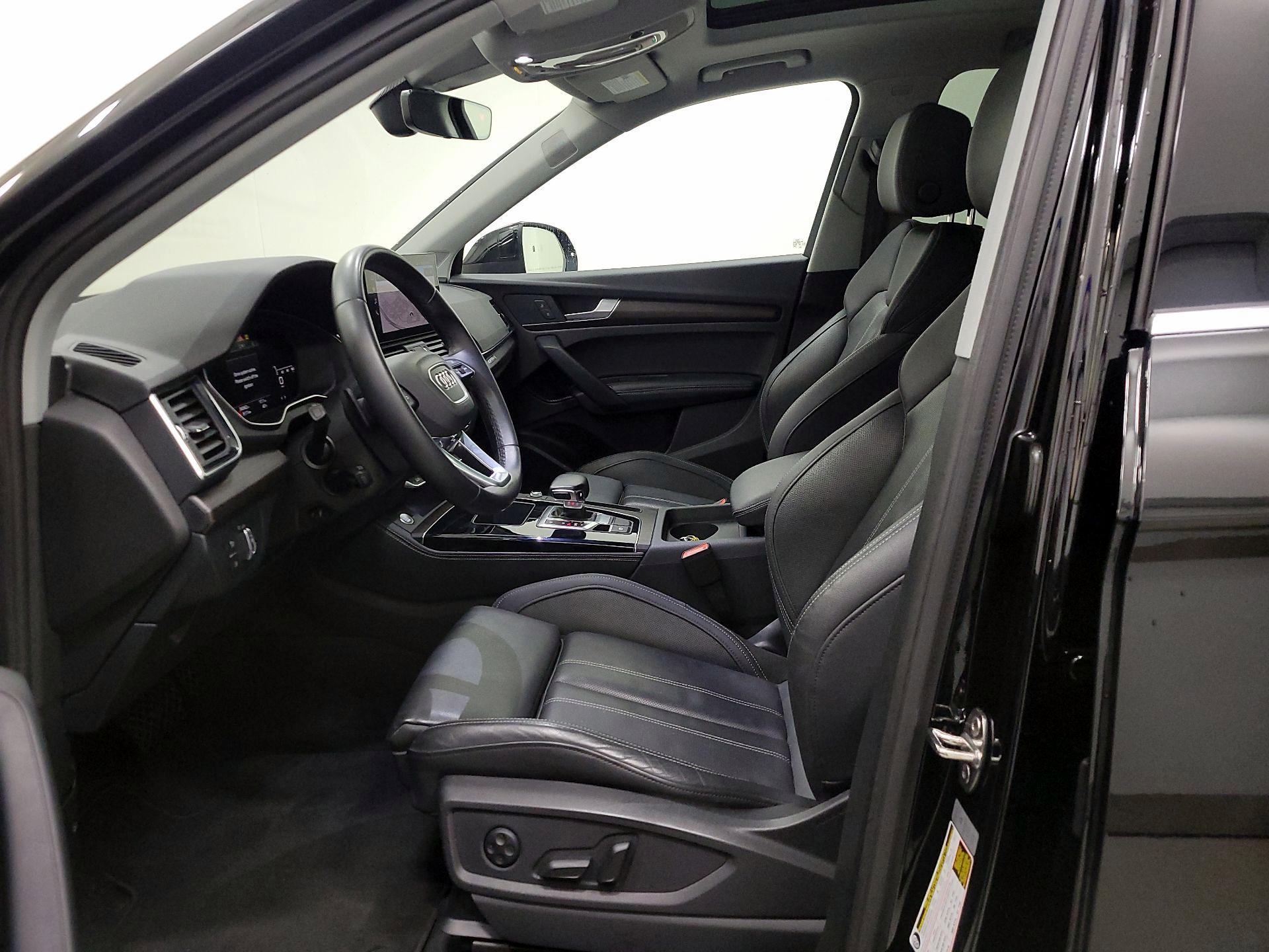 Thumbnail: 2023 Audi Q5 - 20