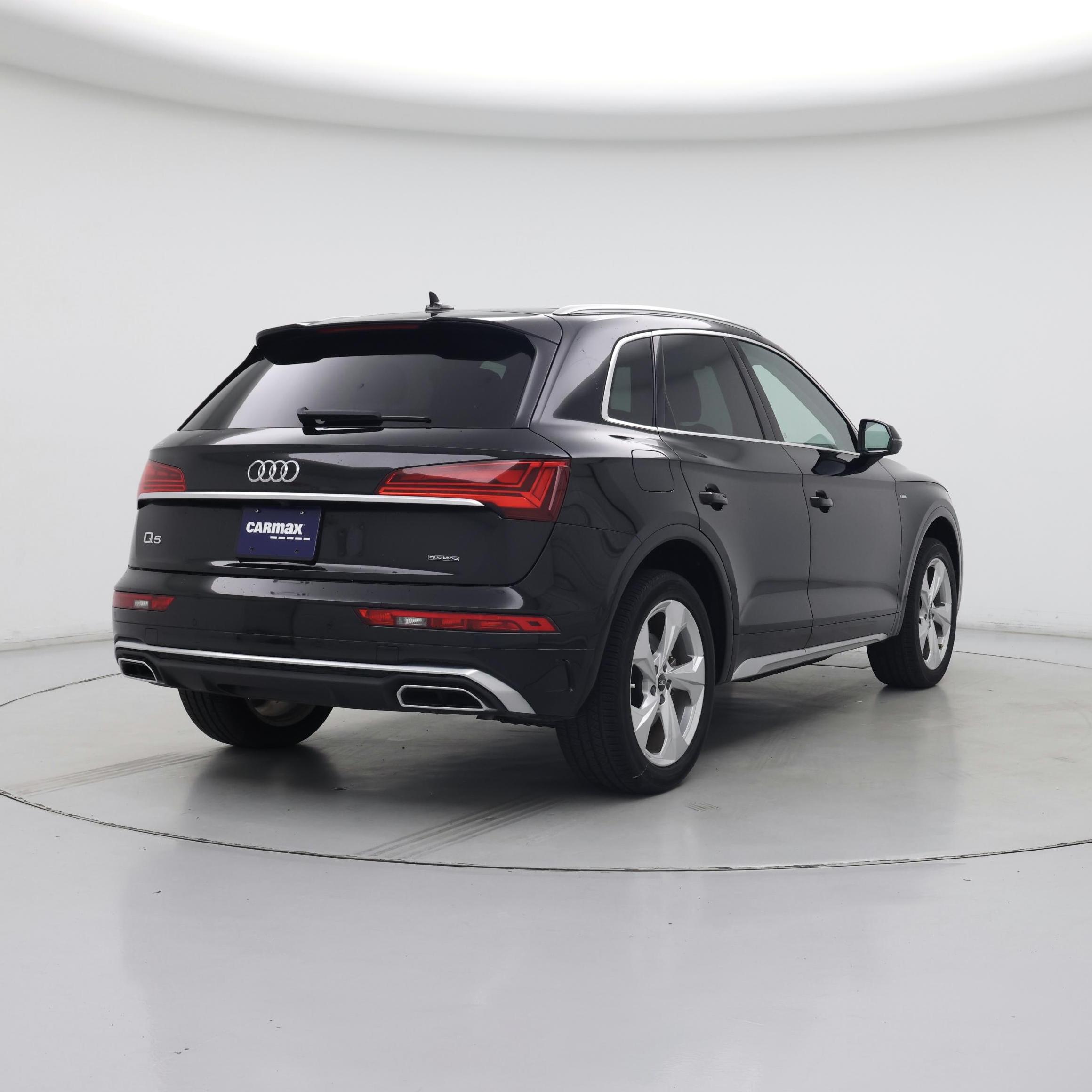 Thumbnail: 2023 Audi Q5 - 8