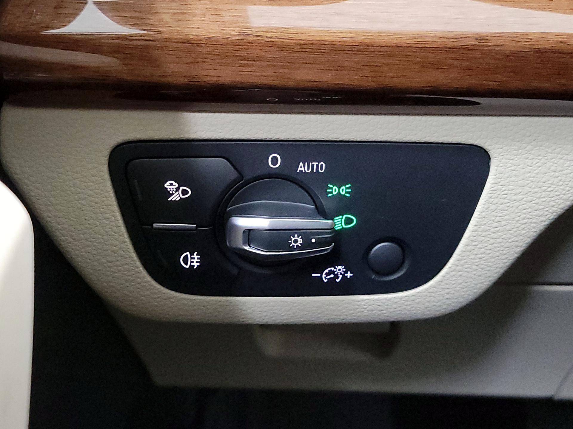 Thumbnail: 2023 Audi Q5 - 13