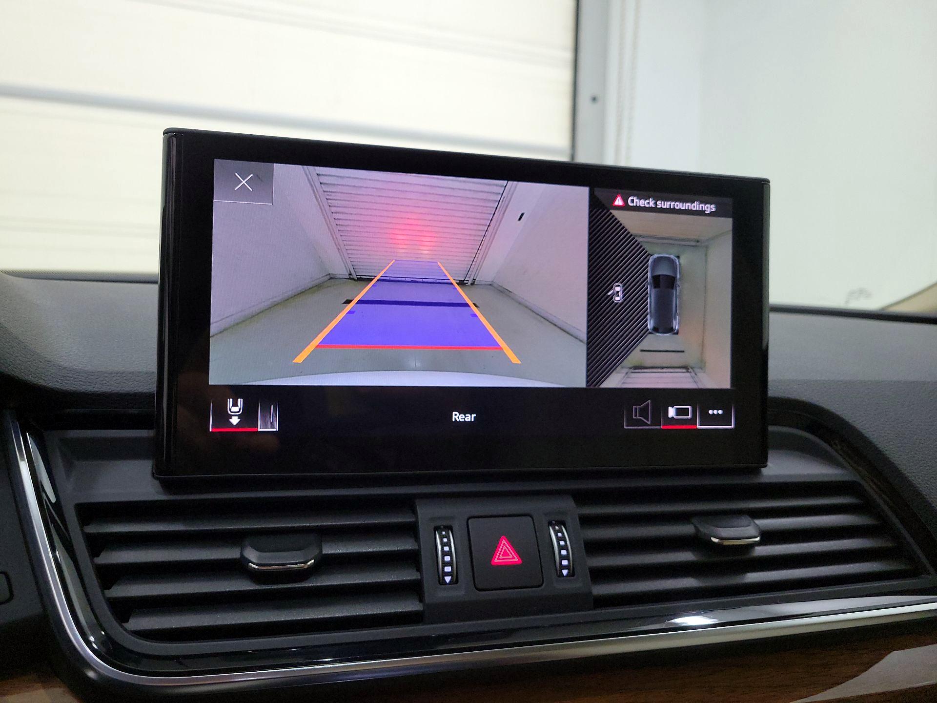 Thumbnail: 2023 Audi Q5 - 14