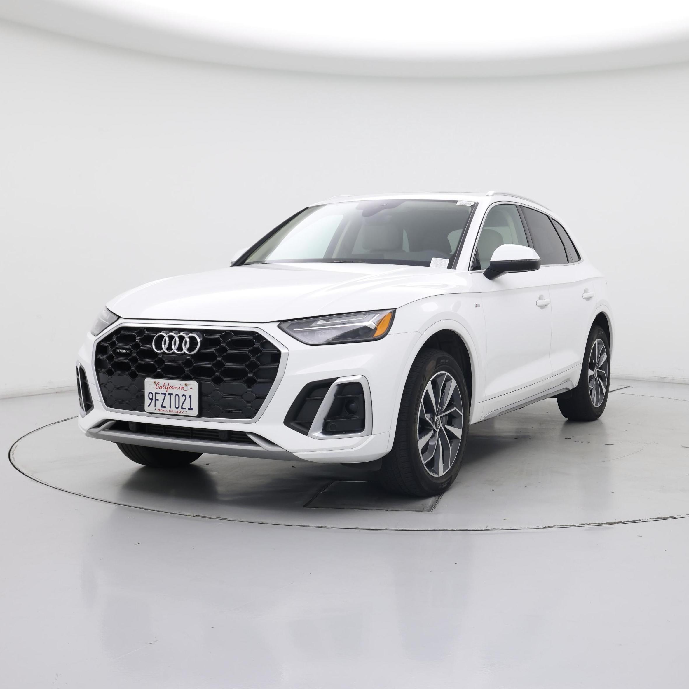 Thumbnail: 2023 Audi Q5 - 4