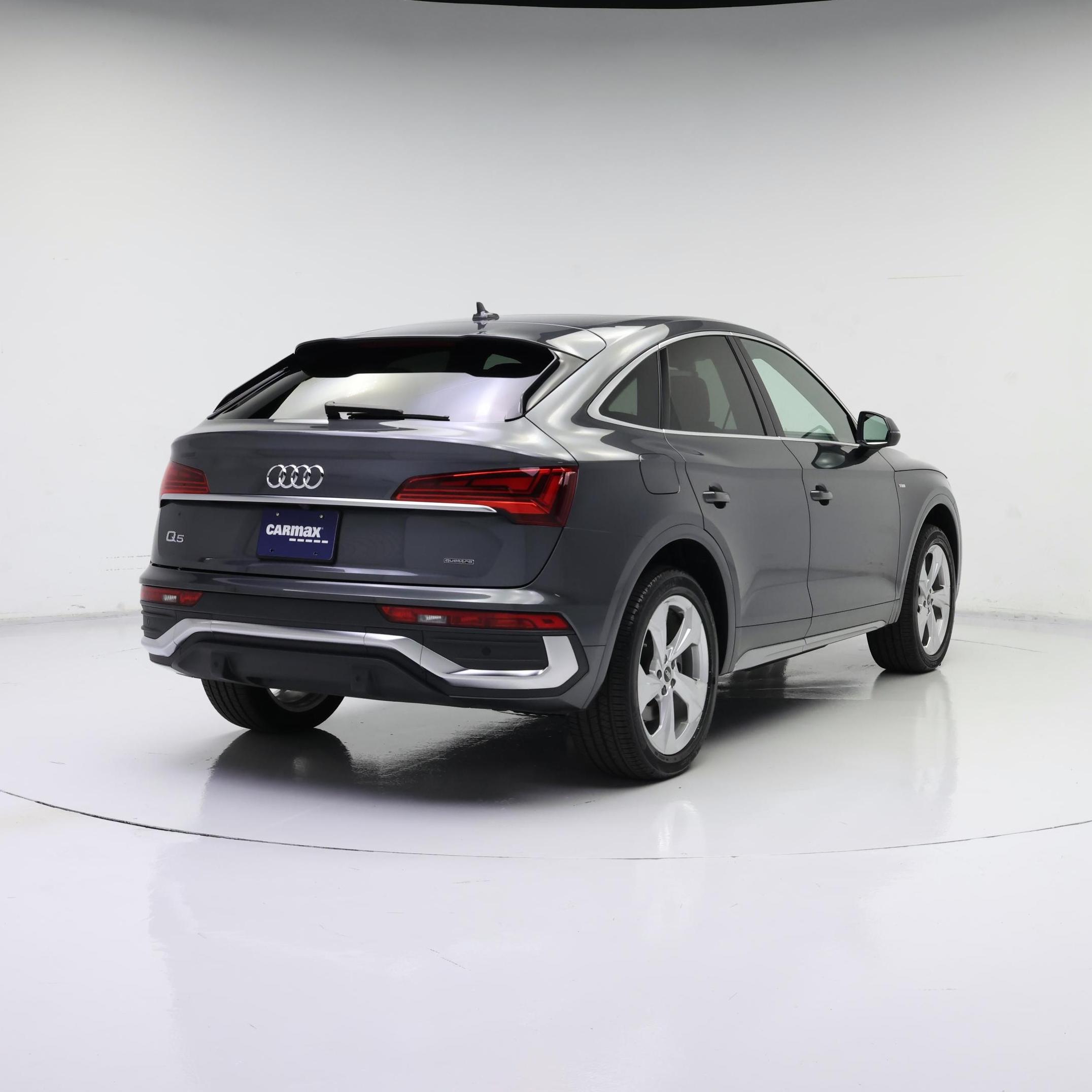 Thumbnail: 2023 Audi Q5 - 8