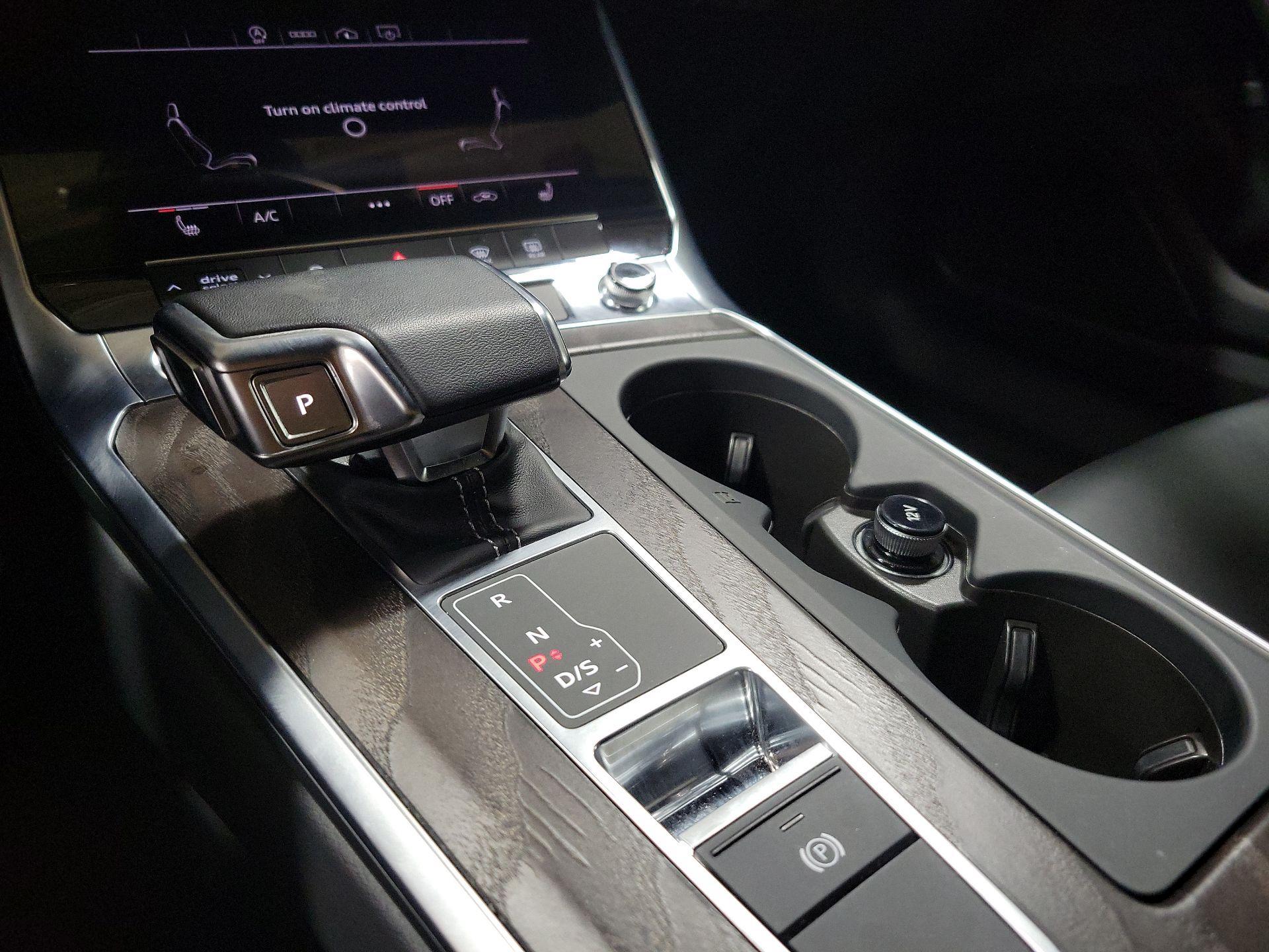 Thumbnail: 2022 Audi A6 - 17