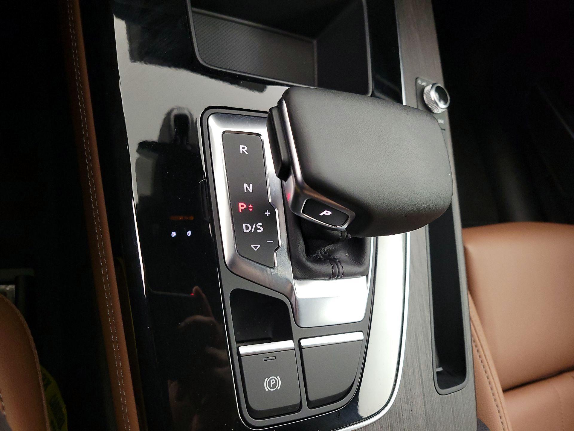 Thumbnail: 2024 Audi Q5 - 18