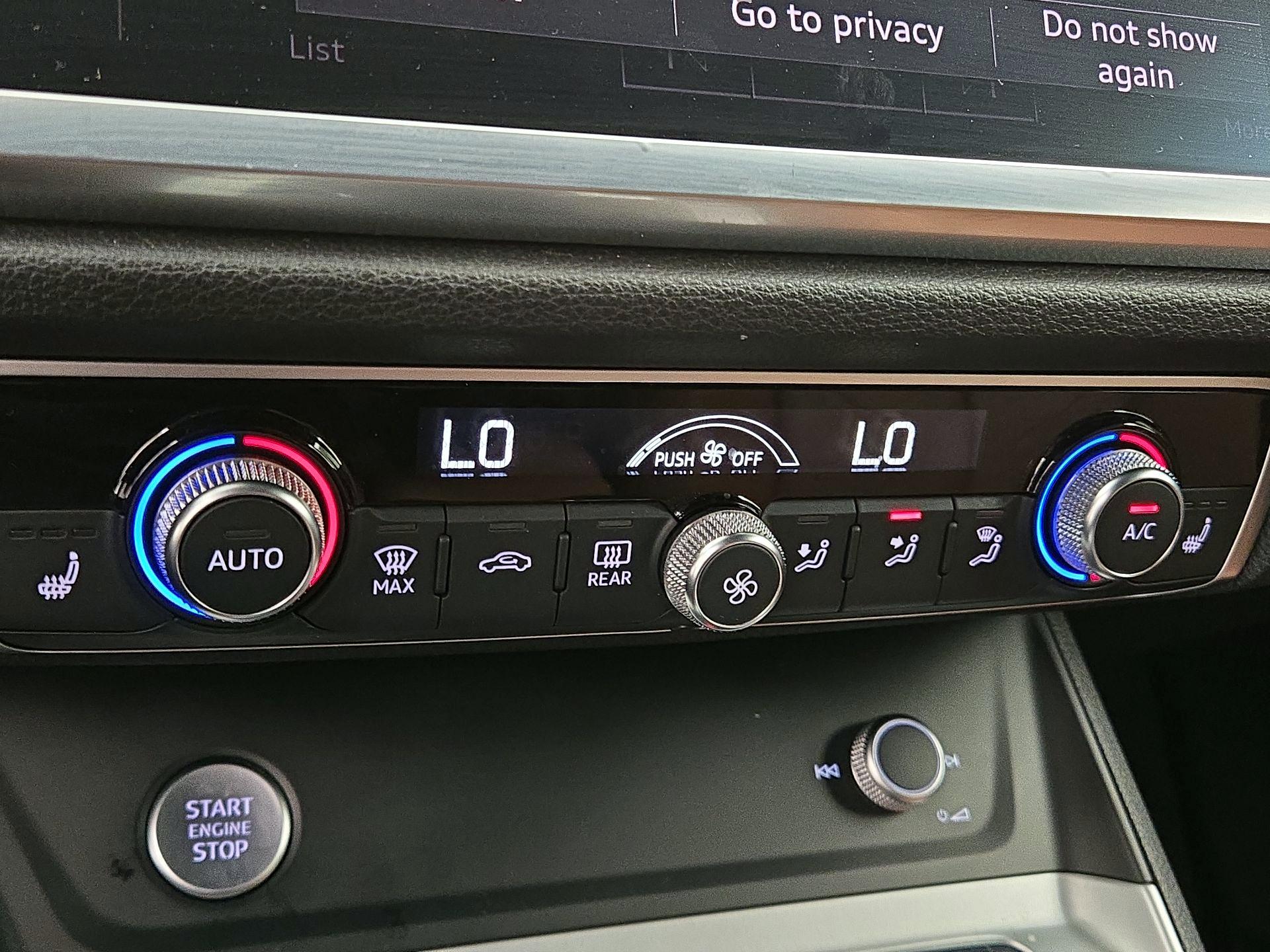 Thumbnail: 2020 Audi Q3 - 16