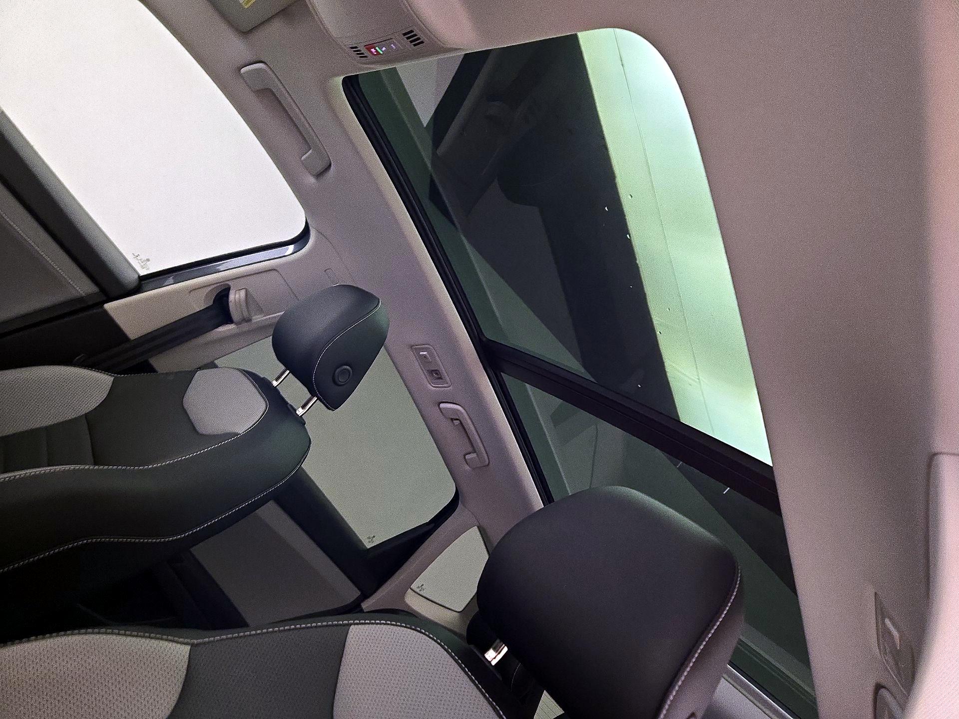 Thumbnail: 2022 Volkswagen Taos - 19