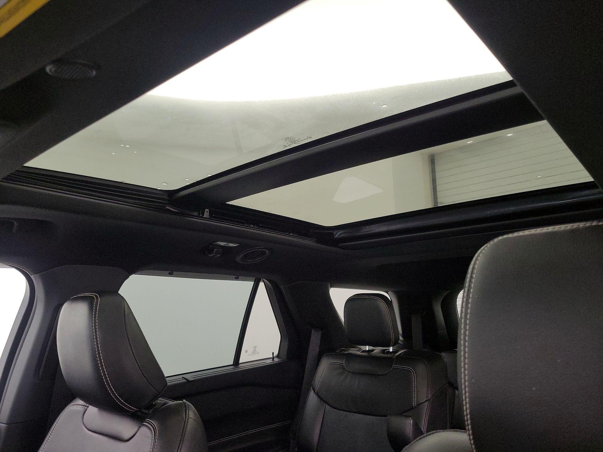 Thumbnail: 2023 Ford Explorer - 20