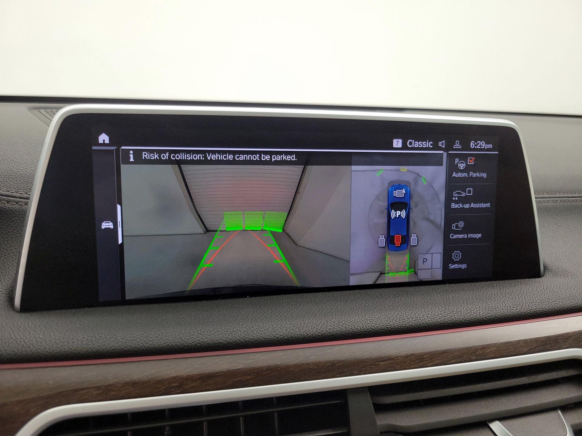 Thumbnail: 2021 BMW 7 Series - 15