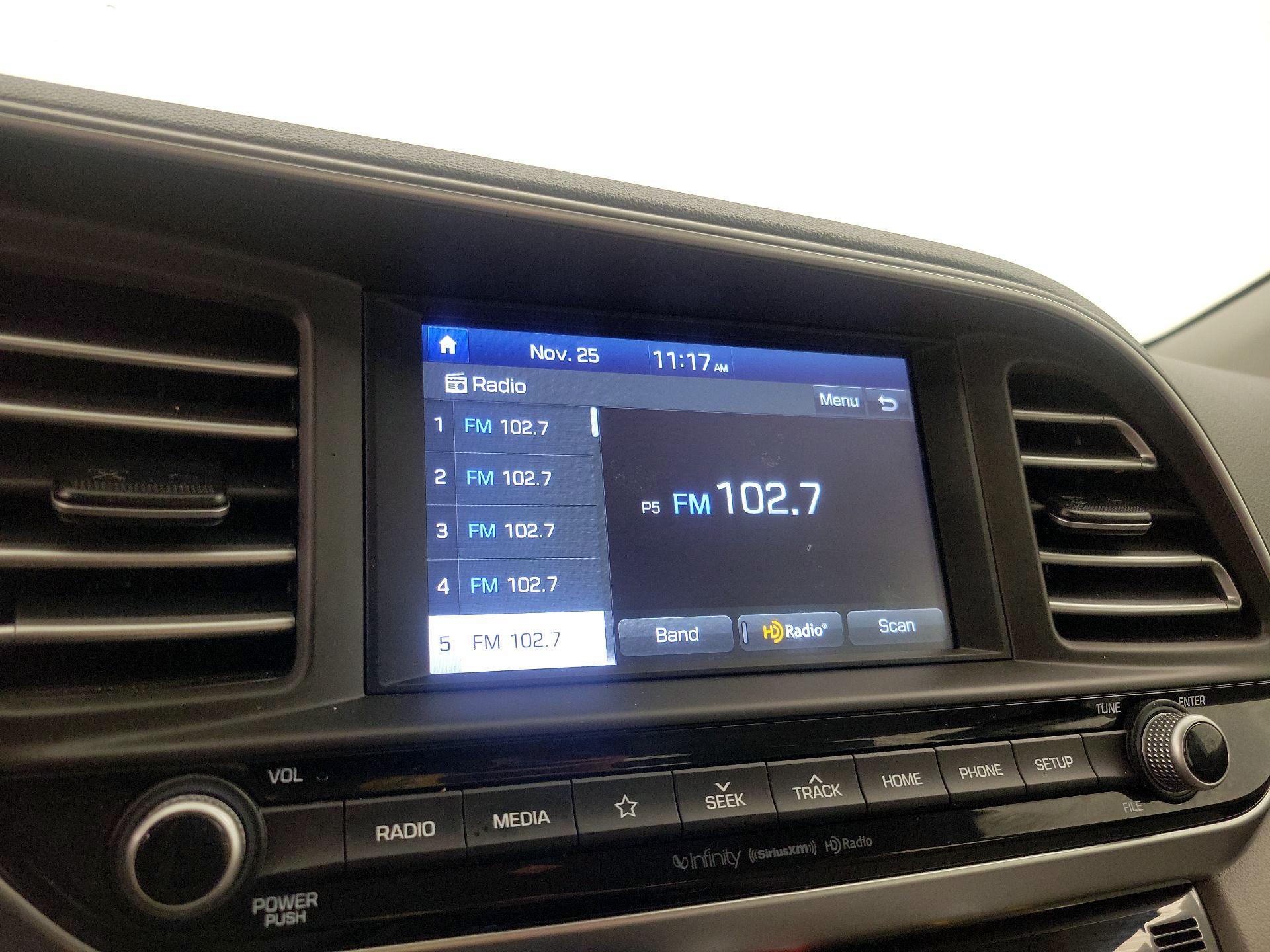 Thumbnail: 2020 Hyundai Elantra - 15