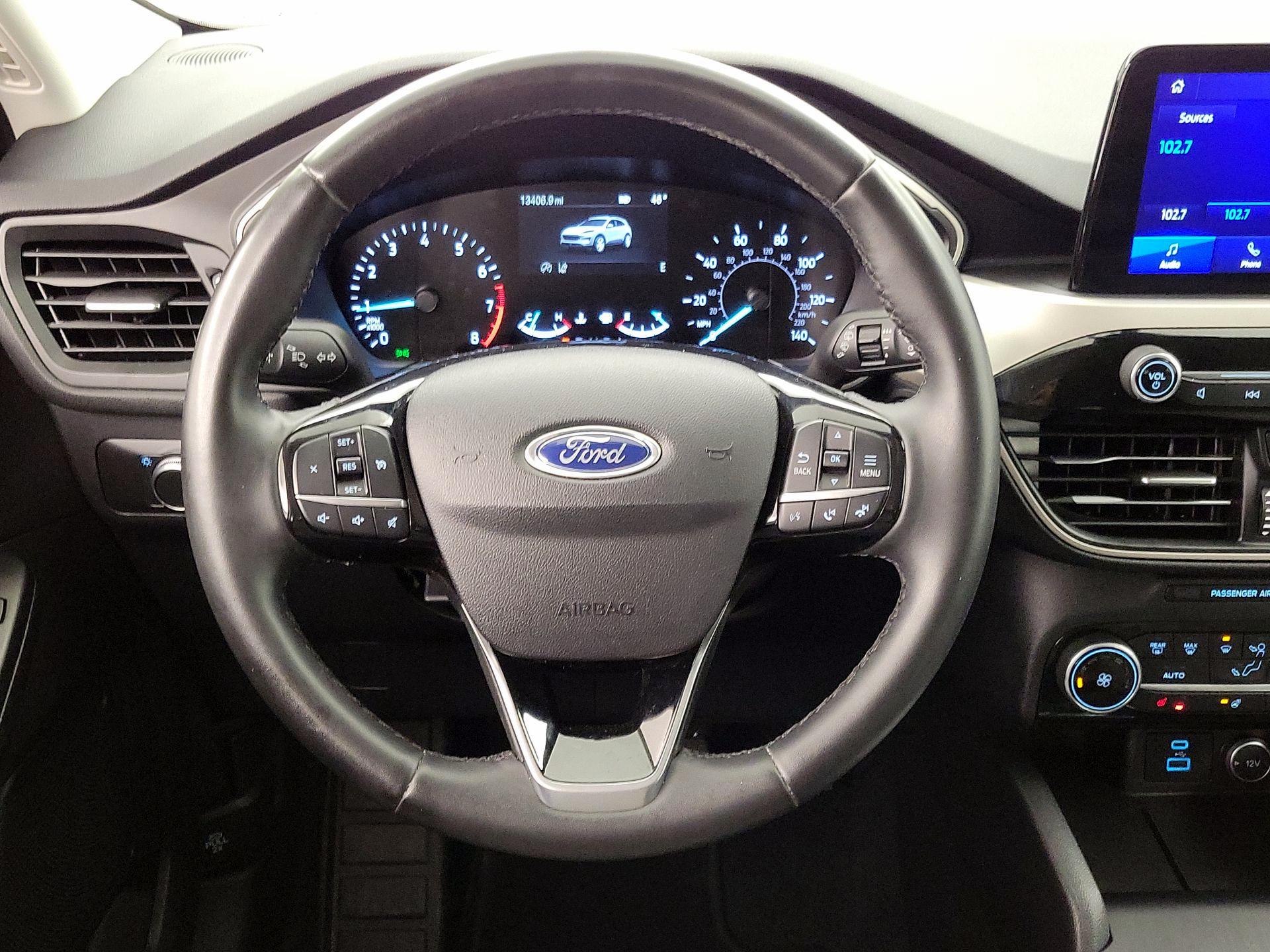 Thumbnail: 2021 Ford Escape - 10