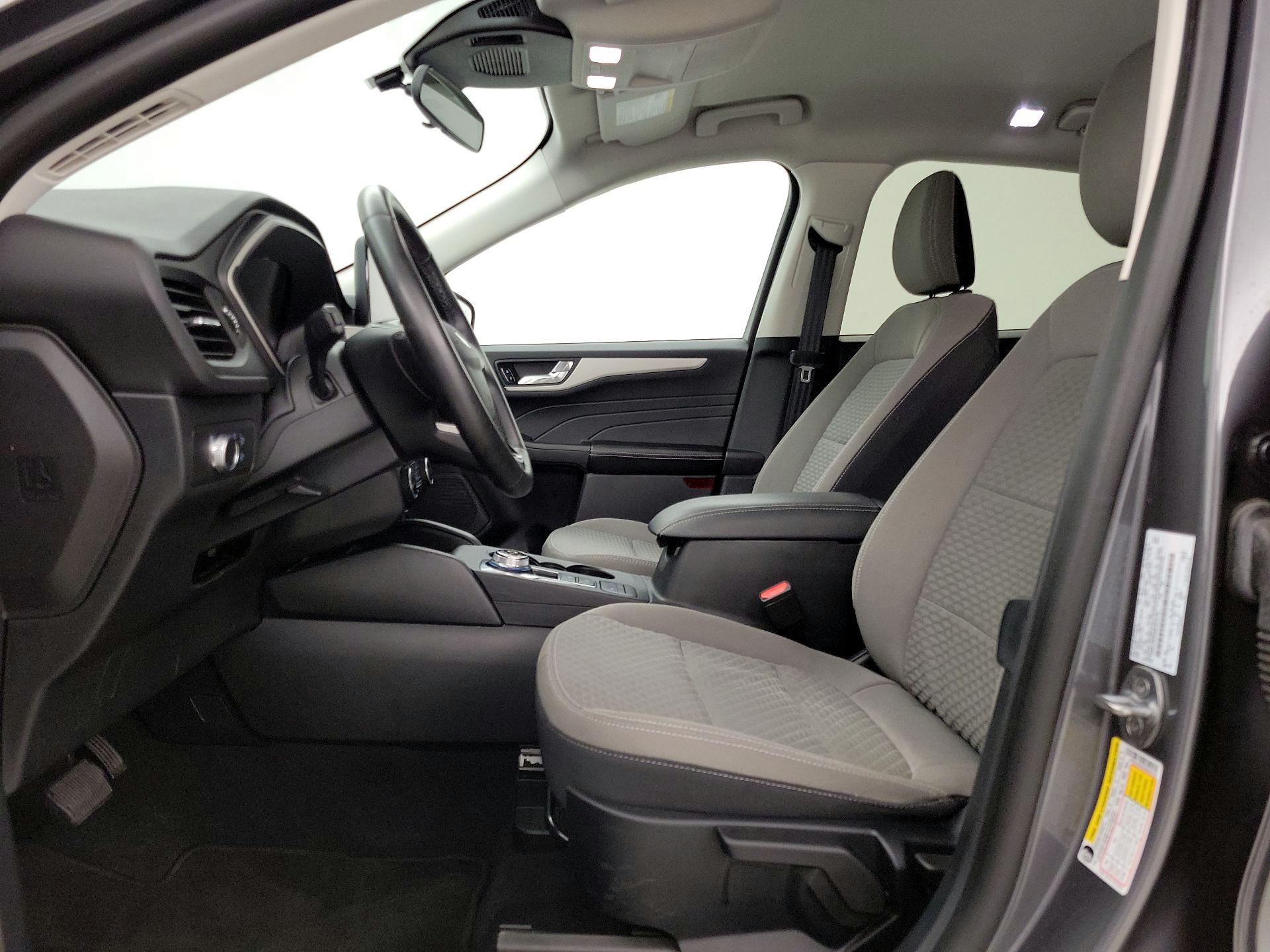 Thumbnail: 2021 Ford Escape - 11