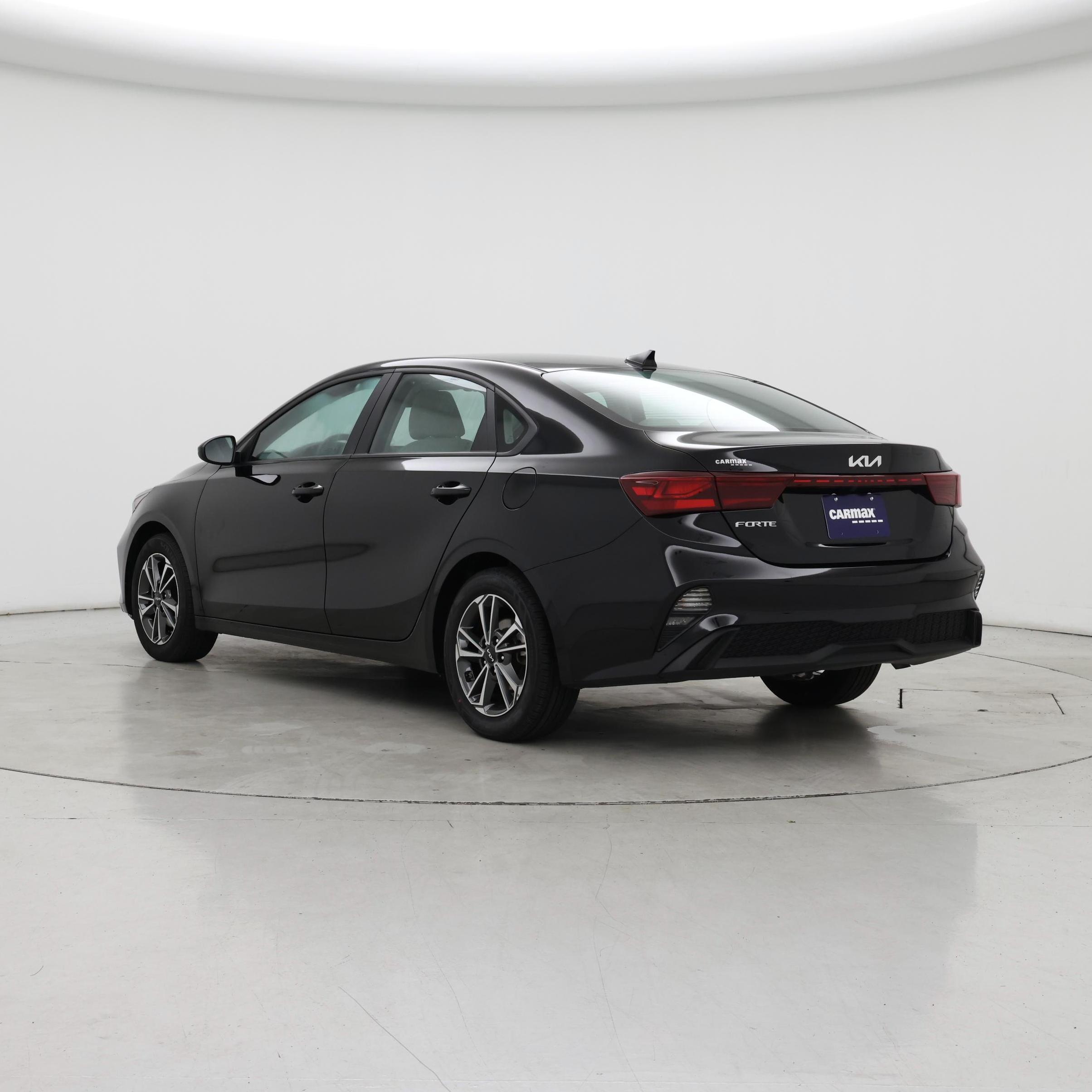 Thumbnail: 2023 Kia Forte - 2