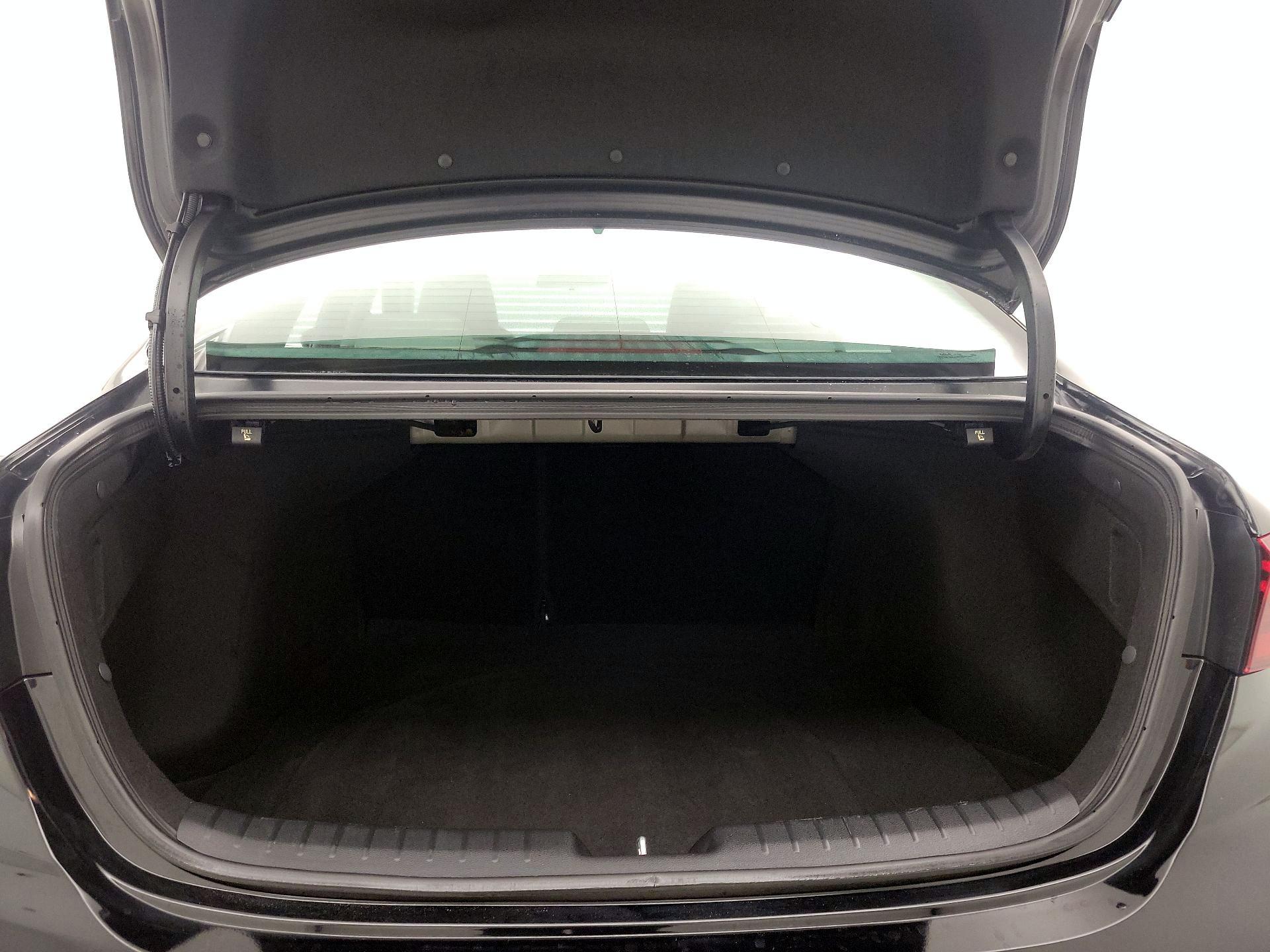 Thumbnail: 2023 Kia Forte - 20