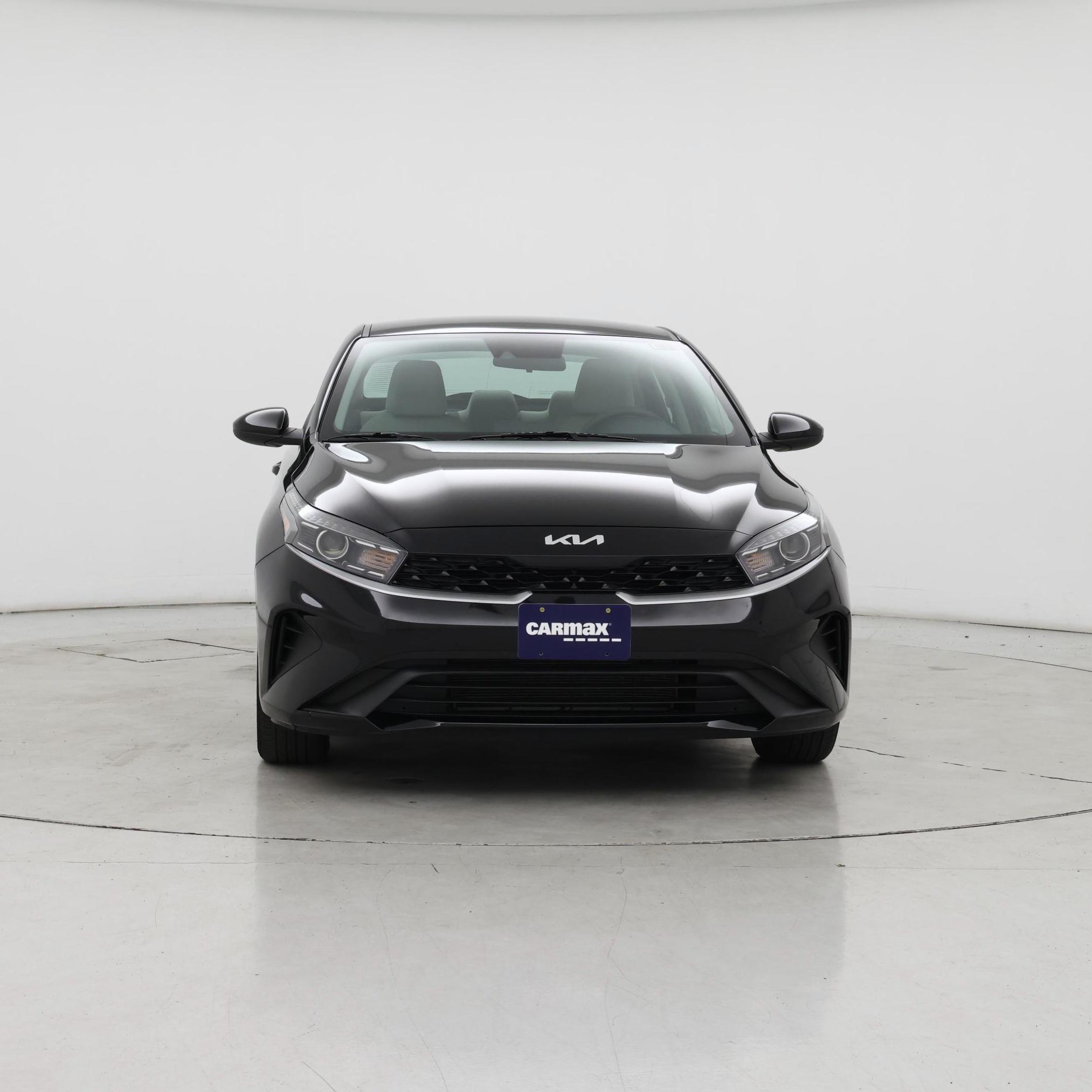 Thumbnail: 2023 Kia Forte - 5