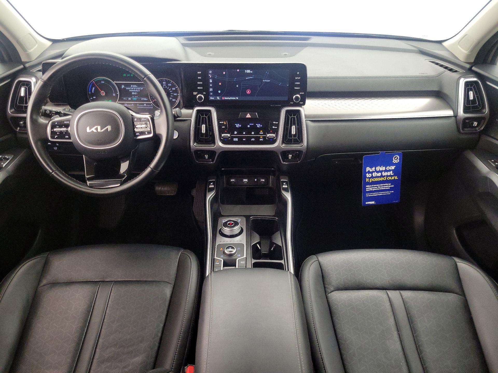 Thumbnail: 2023 Kia Sorento - 9