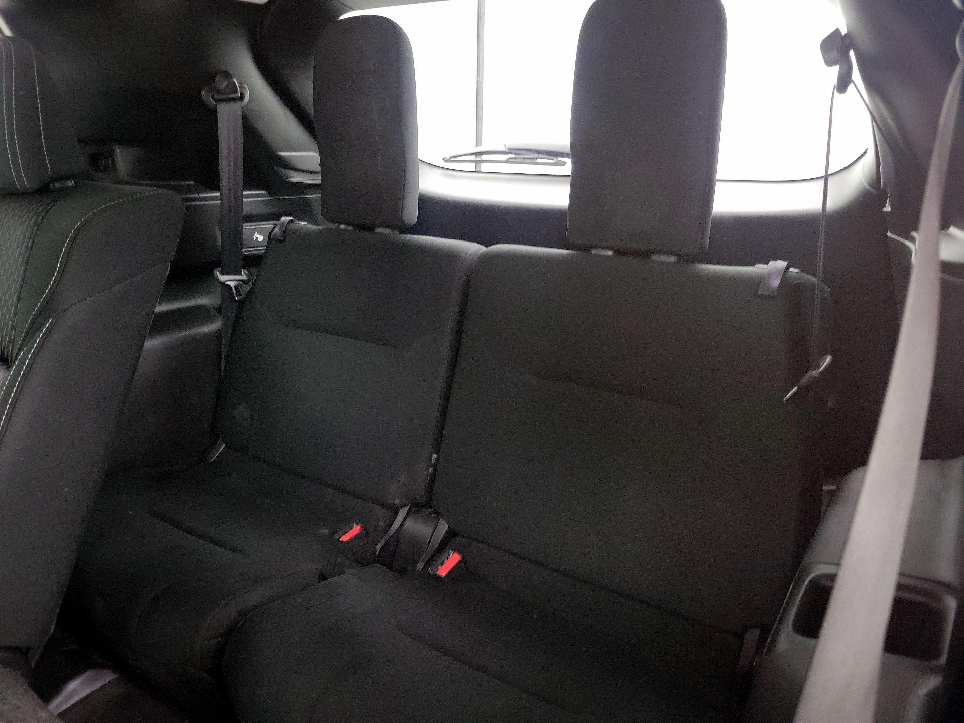 Thumbnail: 2022 Mitsubishi Outlander - 20