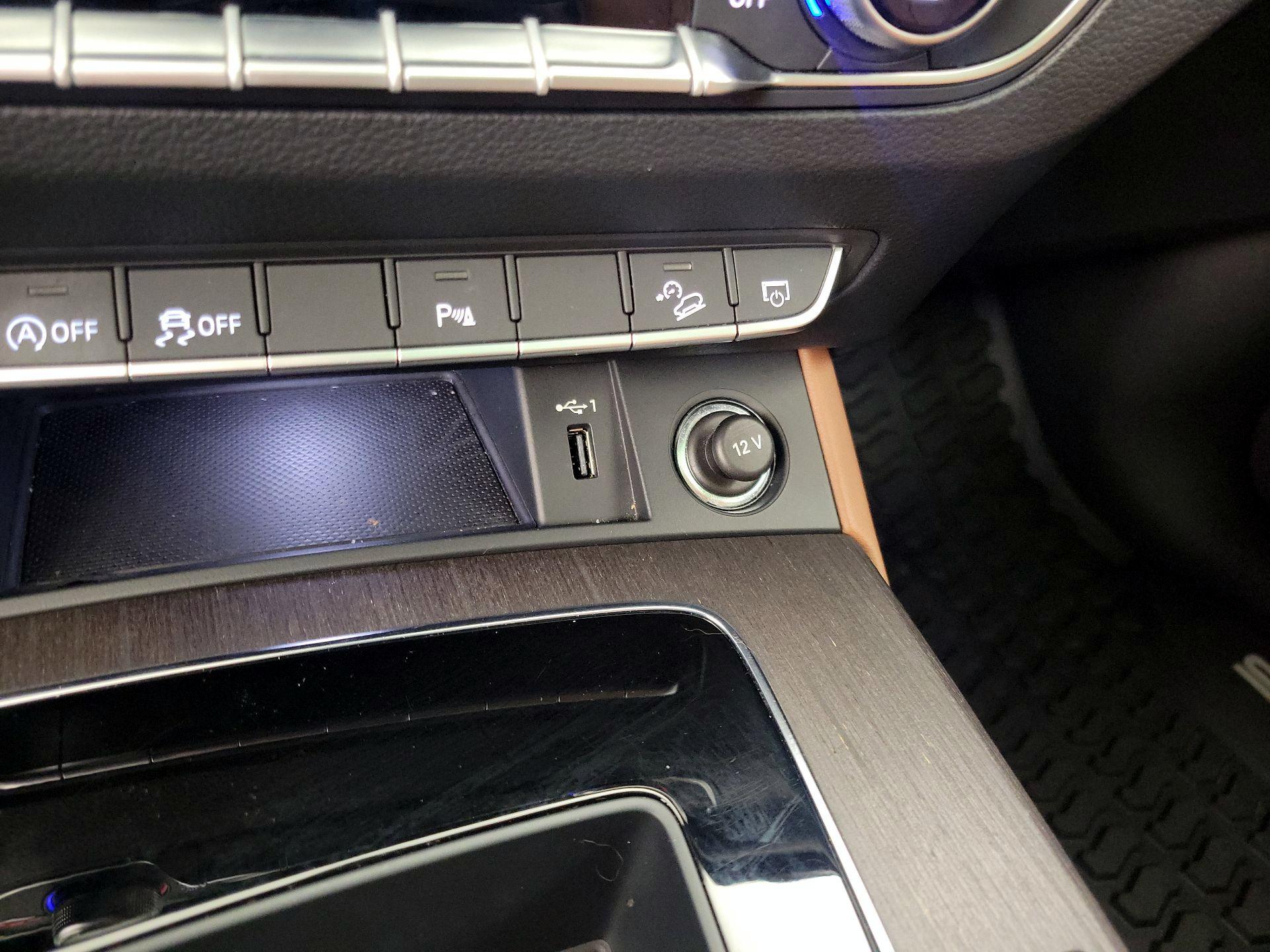 Thumbnail: 2022 Audi Q5 - 18