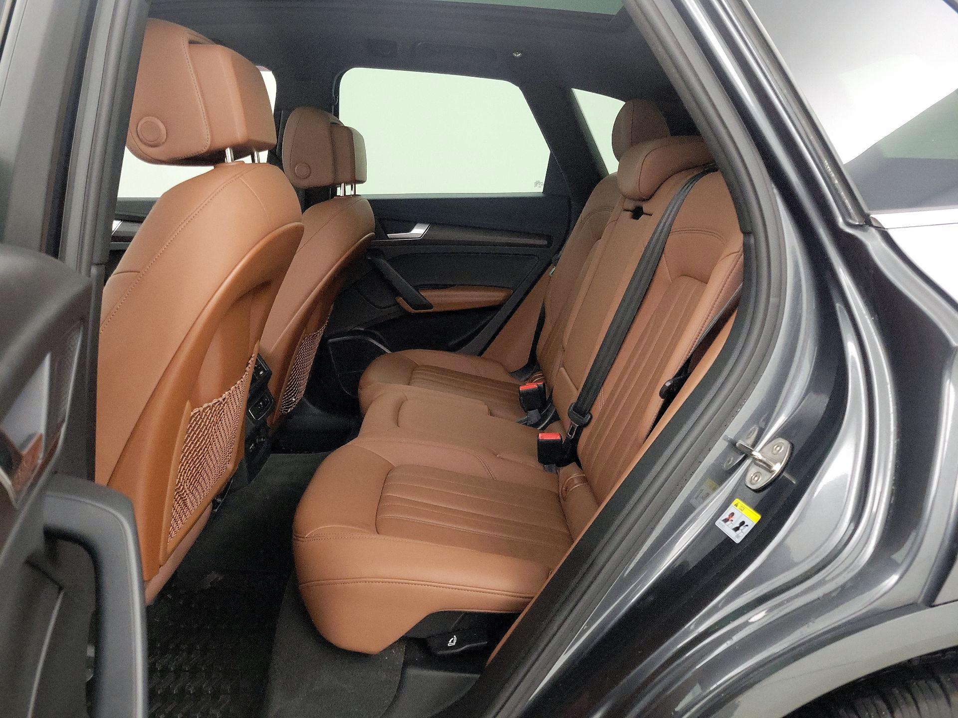 Thumbnail: 2022 Audi Q5 - 20