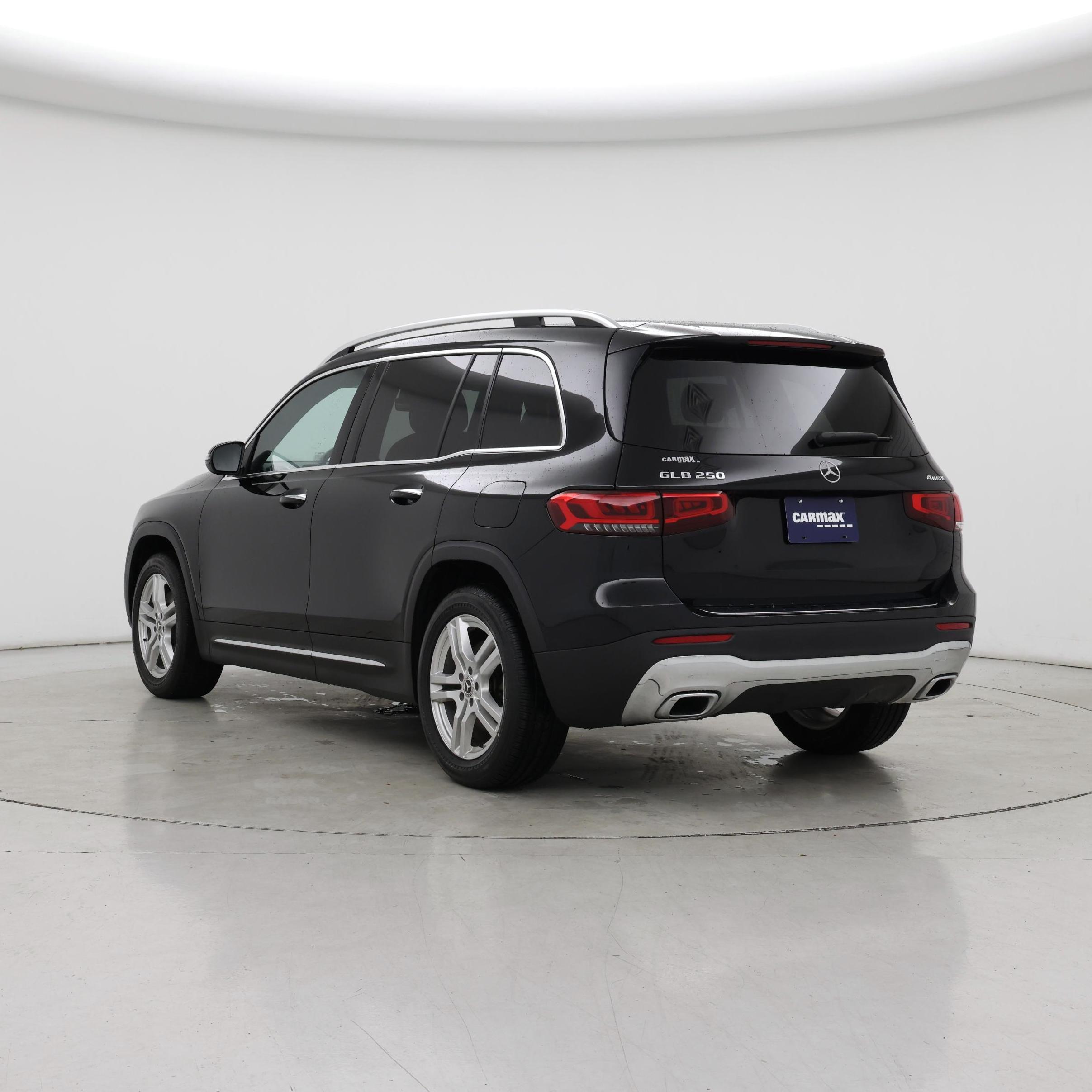 Thumbnail: 2020 Mercedes-Benz GLB - 2