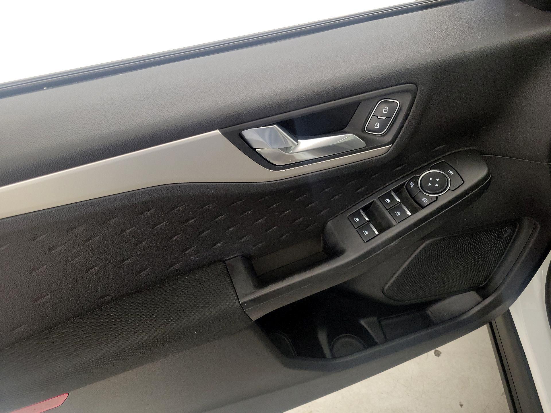 Thumbnail: 2020 Ford Escape - 12