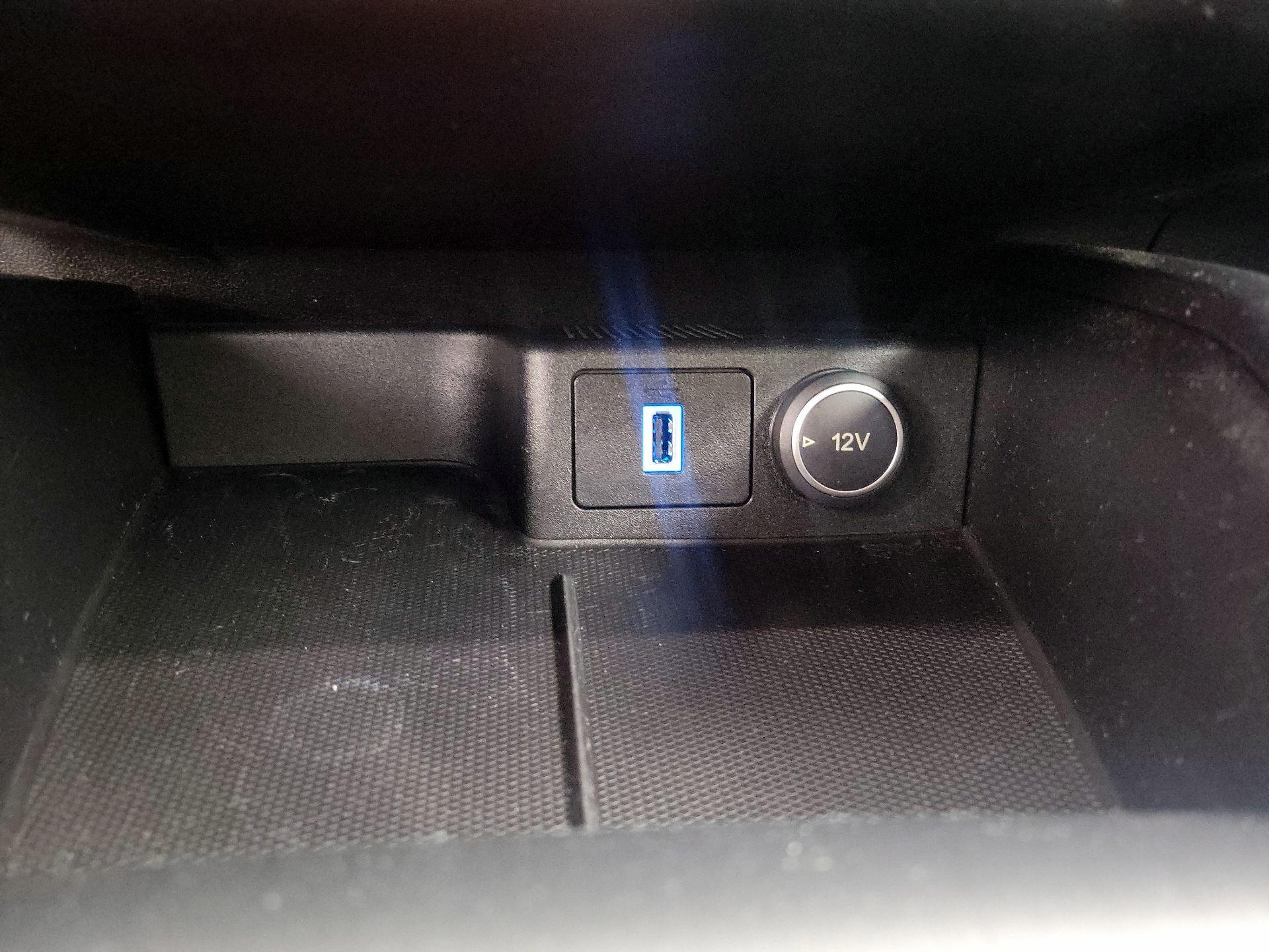 Thumbnail: 2020 Ford Escape - 19