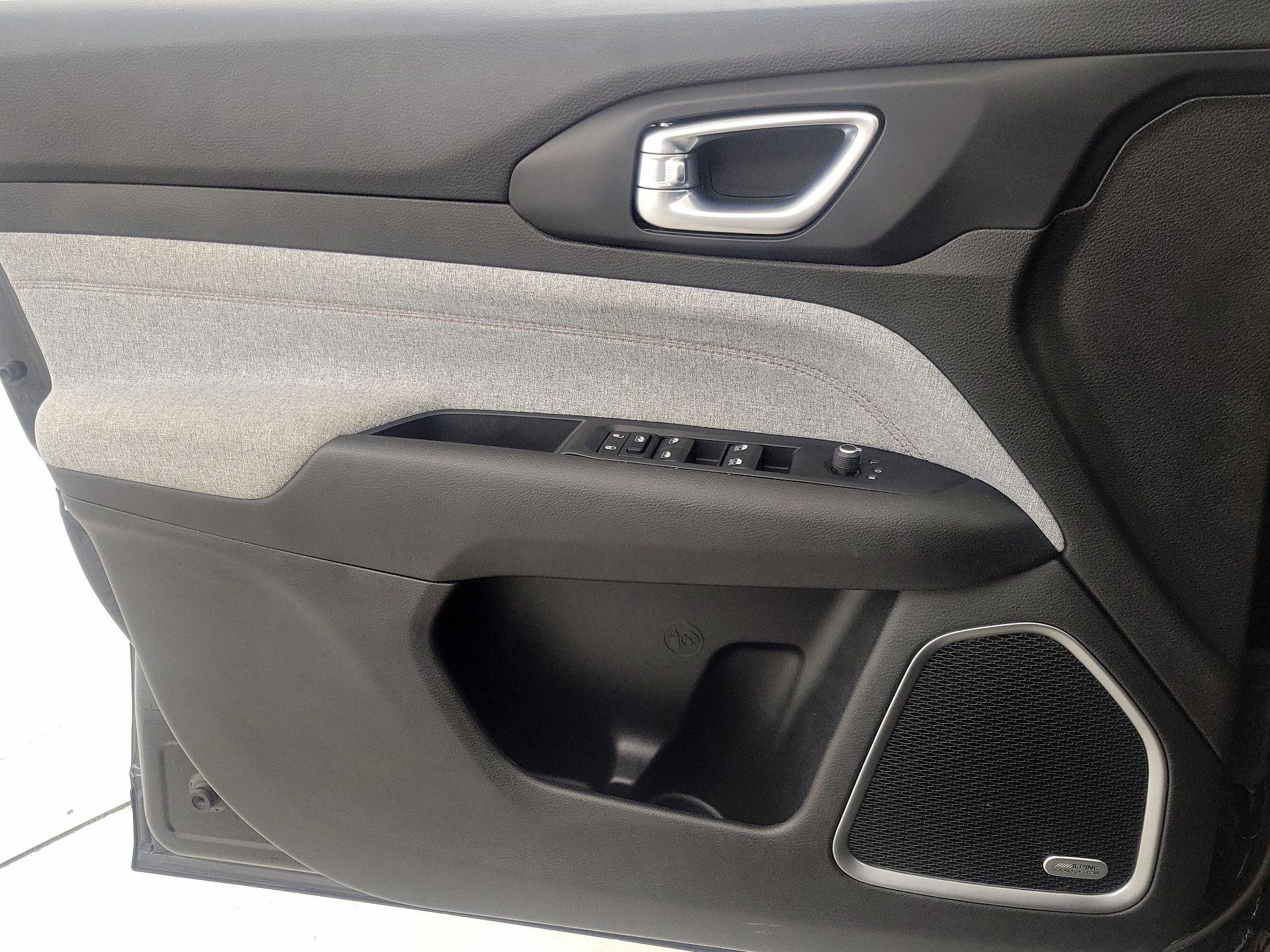 Thumbnail: 2022 Jeep Compass - 12