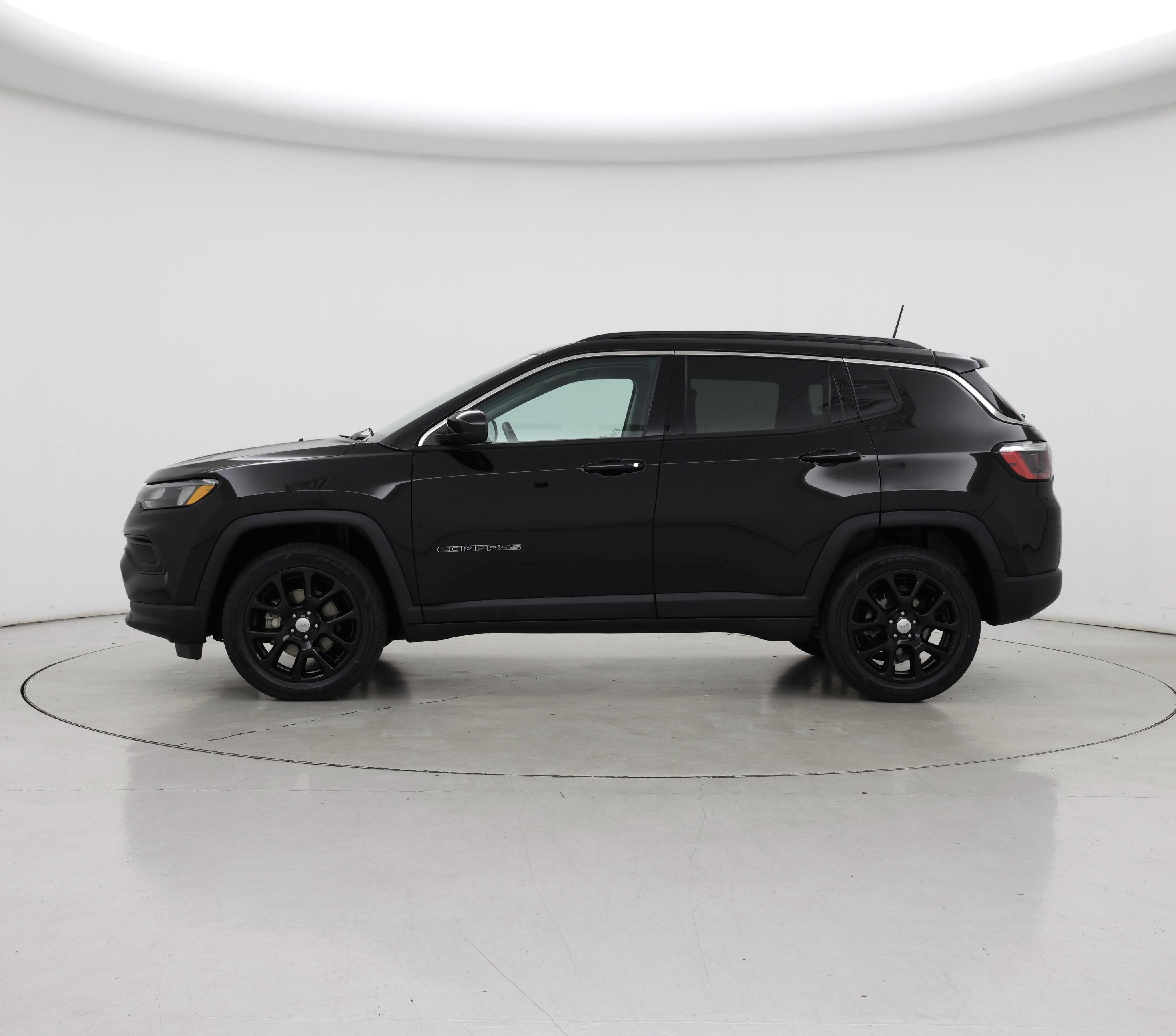 Thumbnail: 2022 Jeep Compass - 3
