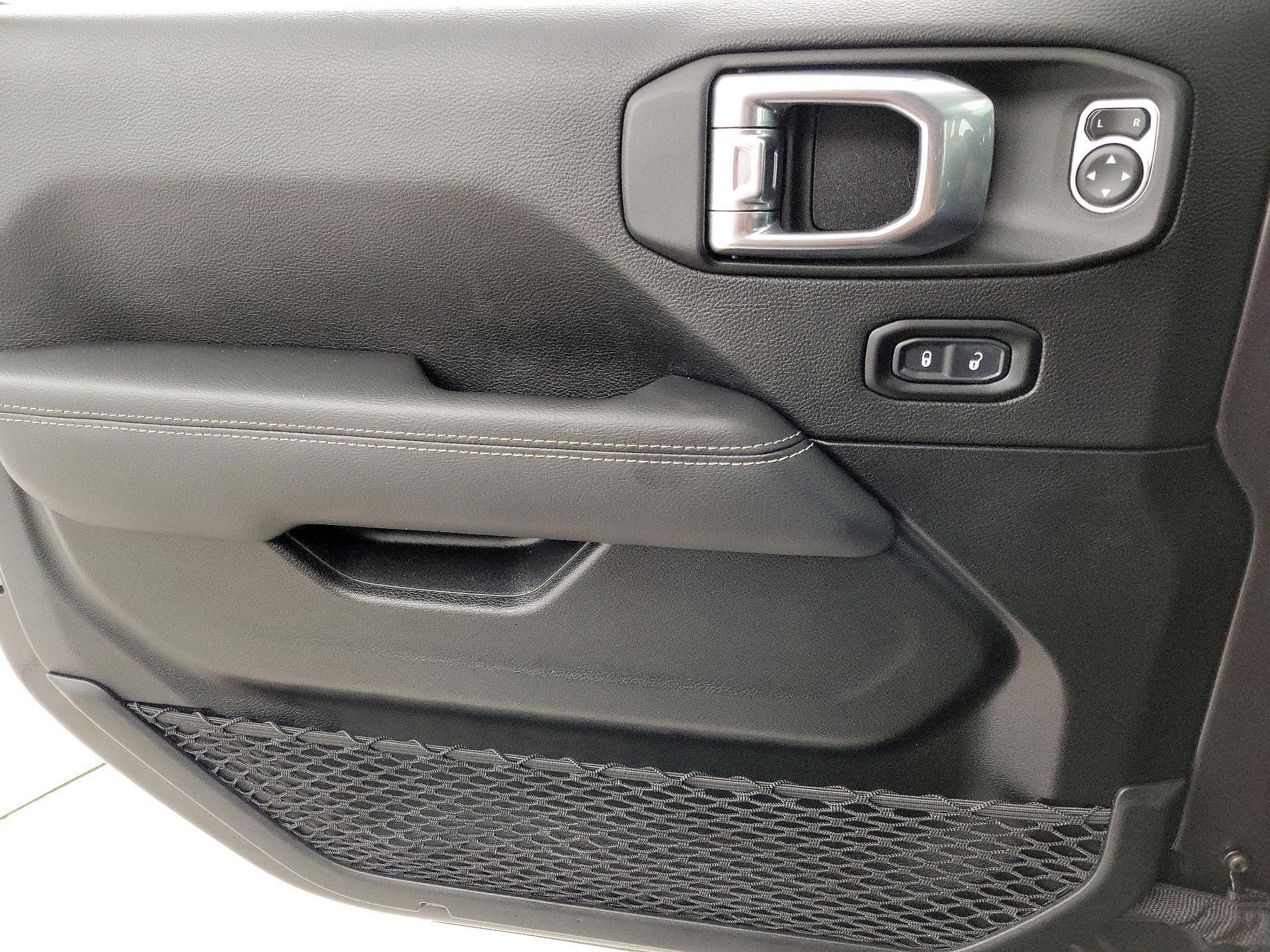 Thumbnail: 2021 Jeep Wrangler - 12