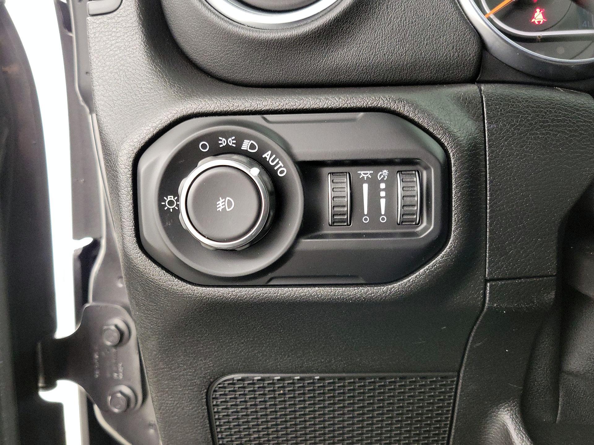 Thumbnail: 2021 Jeep Wrangler - 13