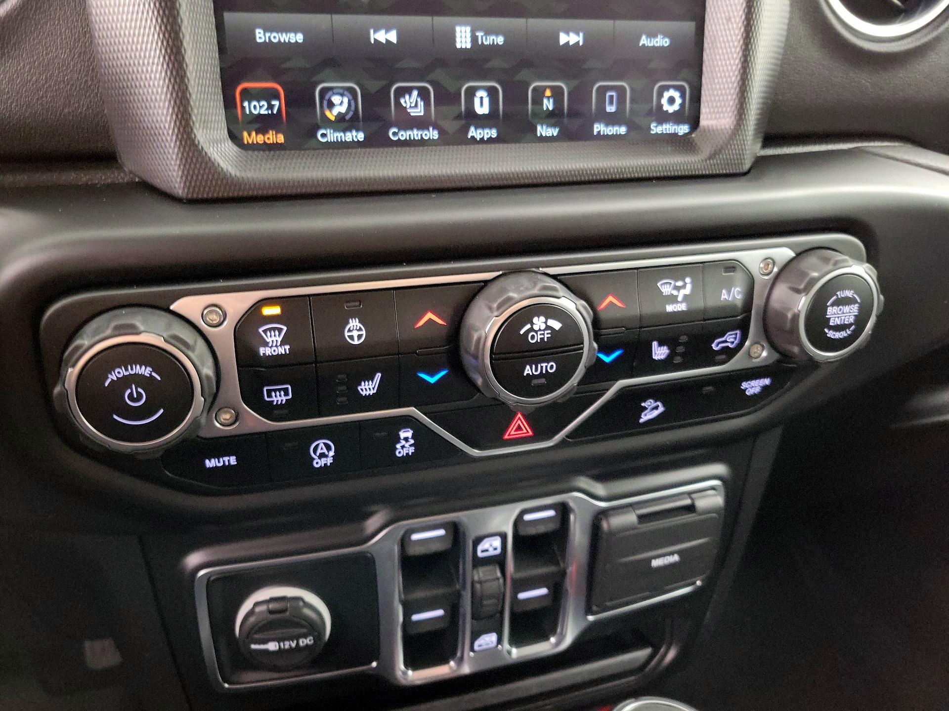 Thumbnail: 2021 Jeep Wrangler - 17